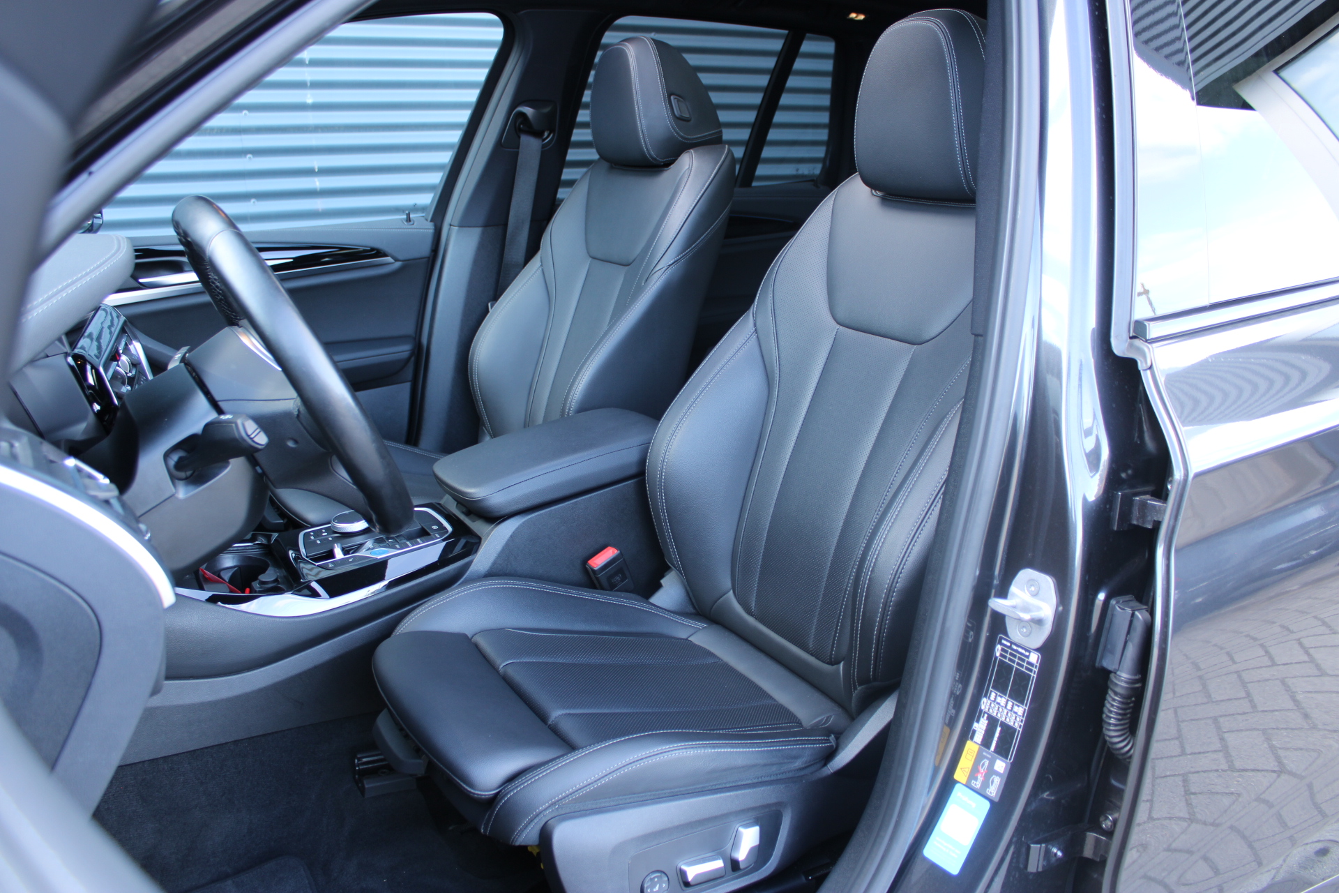 Foto van BMW Ix3