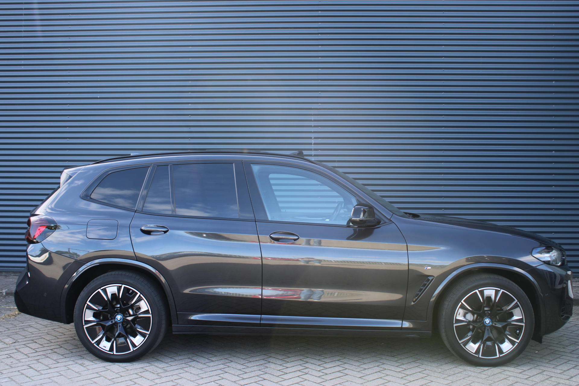 Foto van BMW Ix3