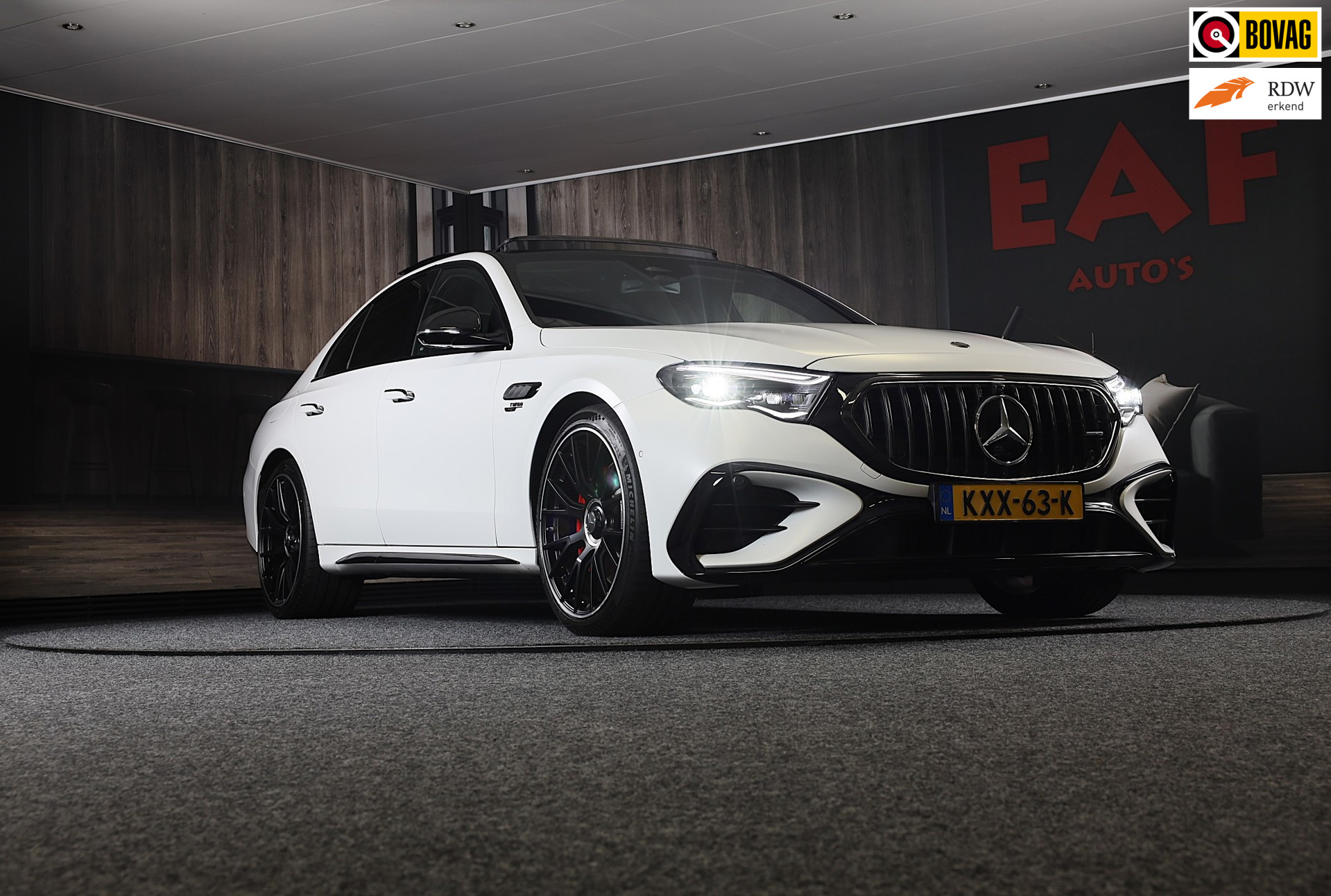 Mercedes-Benz E-klasse AMG 53 4MATIC+ Night Edition / Hyperscreen / Head Up / Burmester4D / 360 Camera / 4W Sturing / Pano 2025 - voorkant