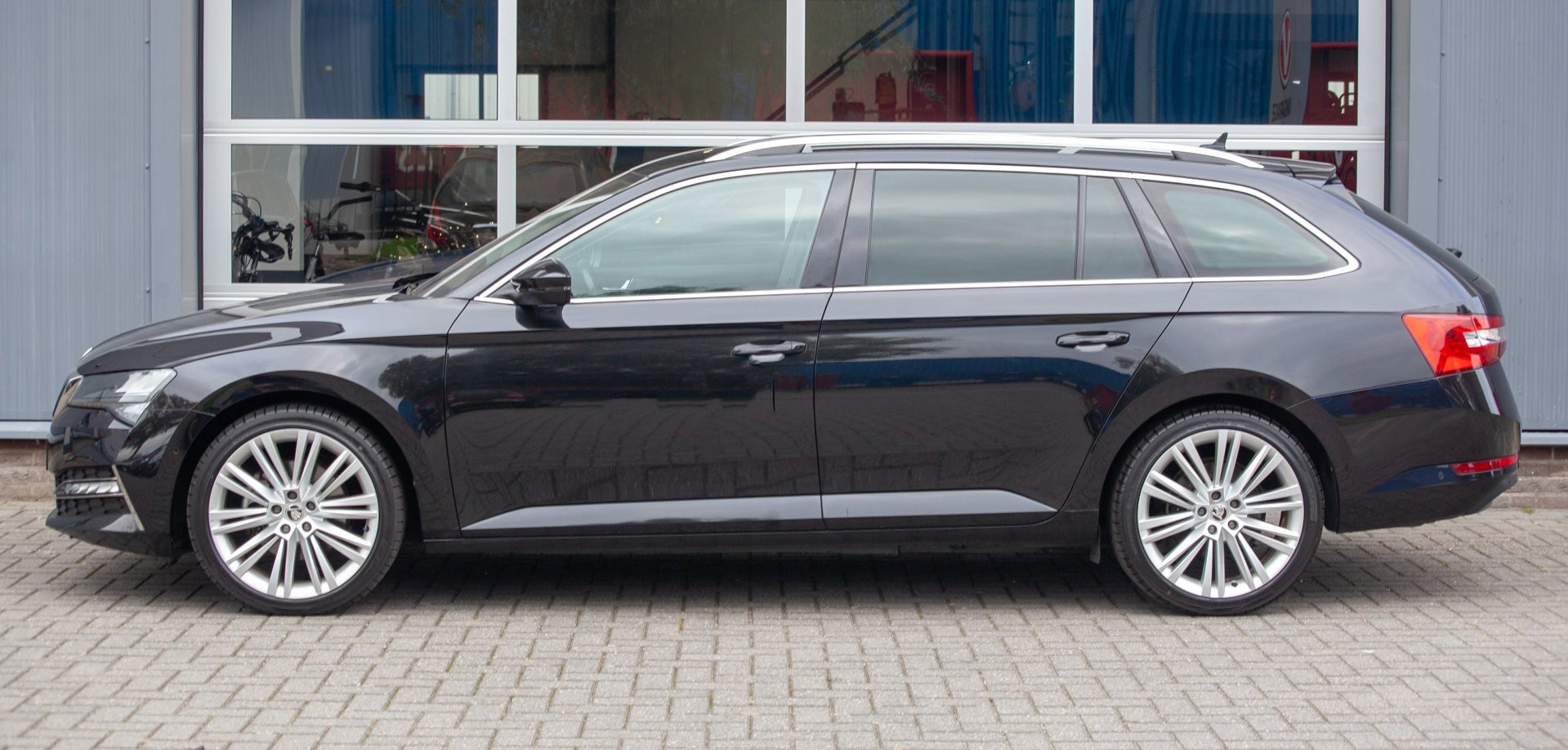 Foto van Skoda Superb Combi