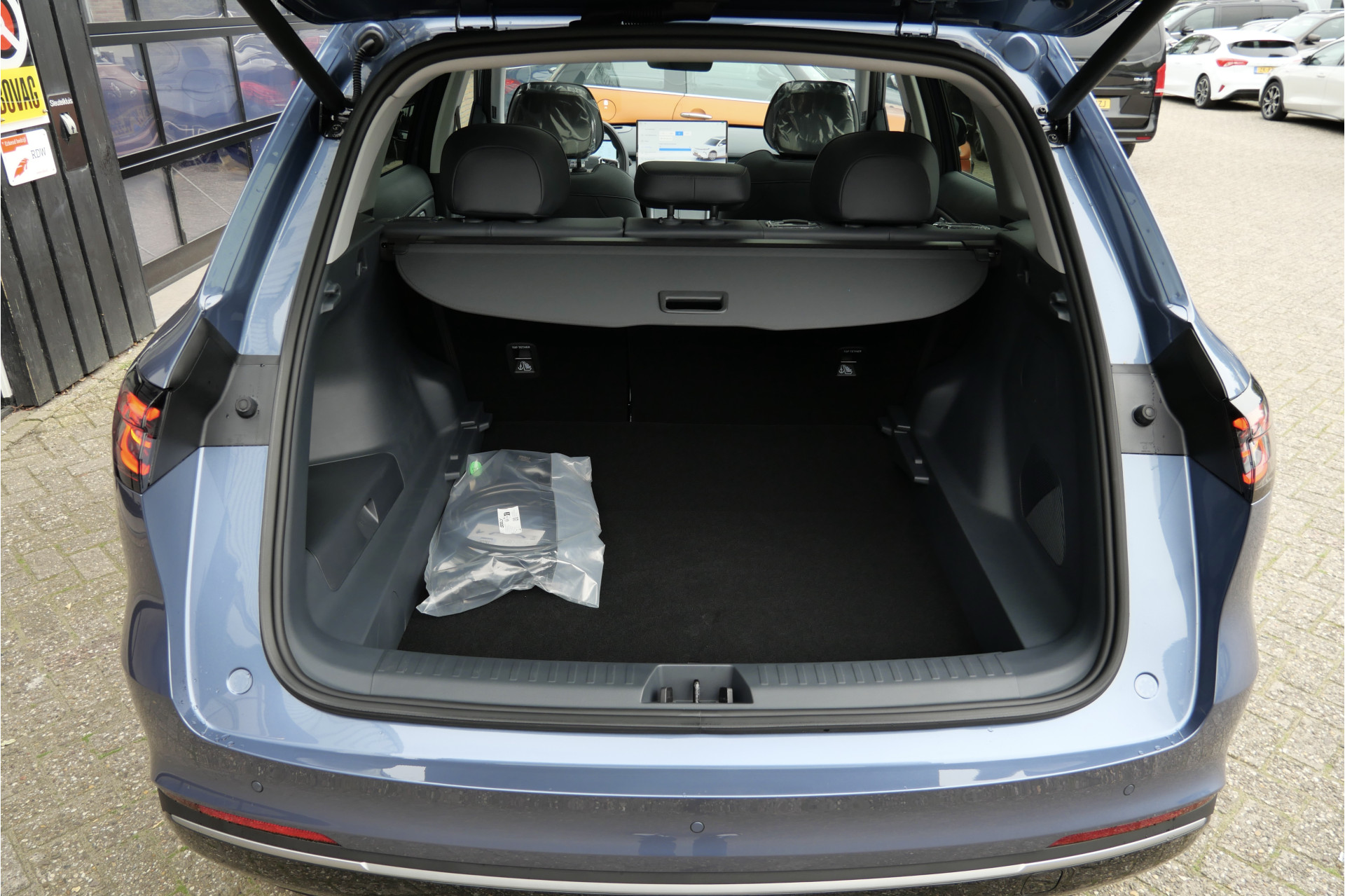 Foto van Geely Starray Em-i