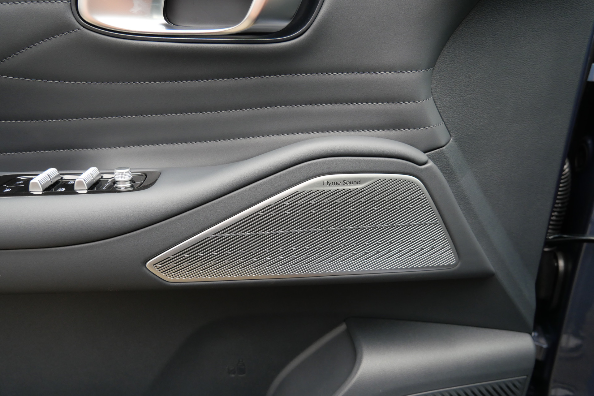 Foto van Geely Starray Em-i