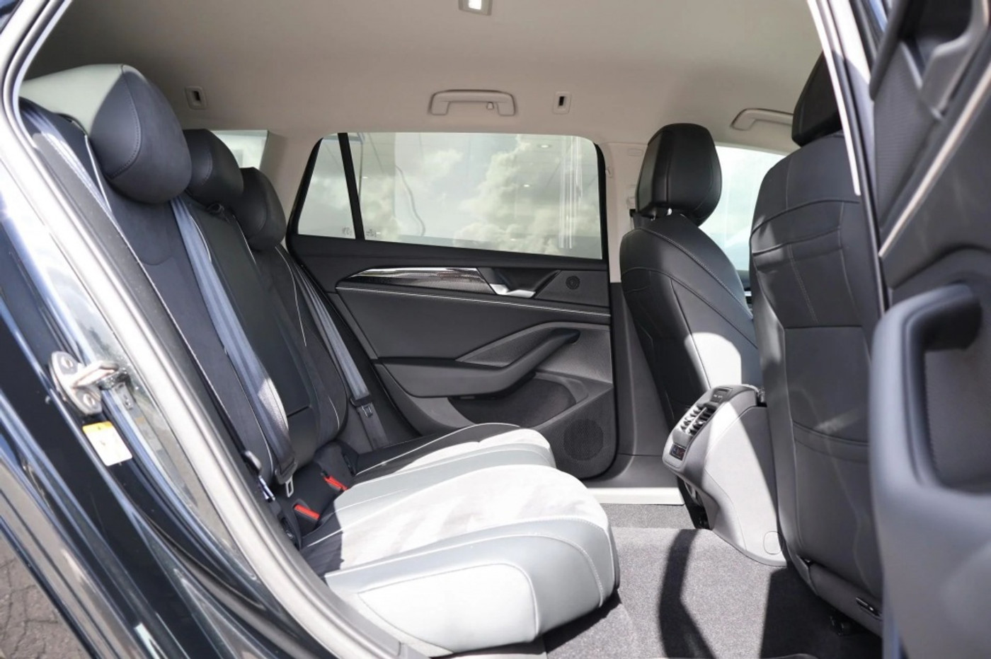 Foto van Volkswagen Passat Variant