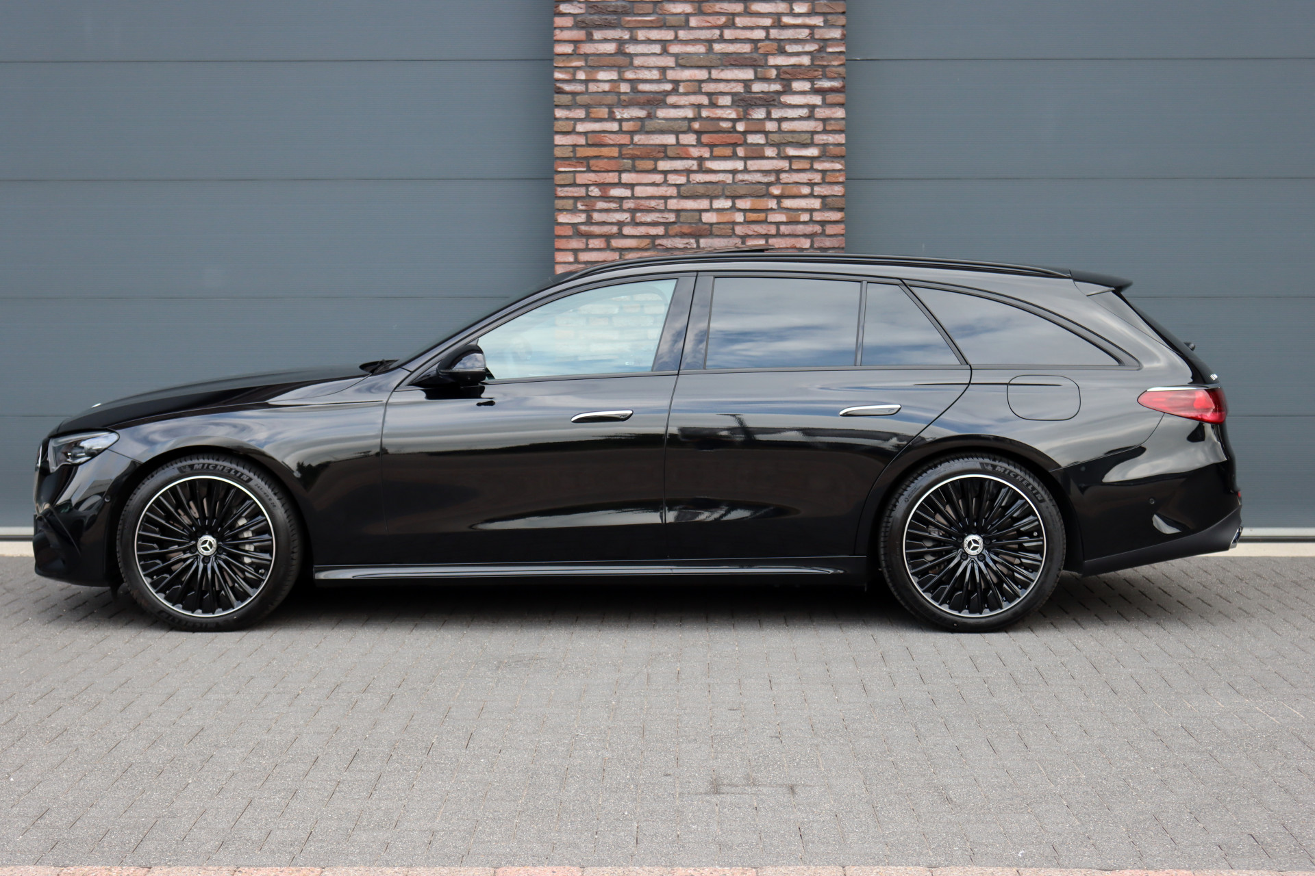 Foto van Mercedes-Benz E-klasse Estate
