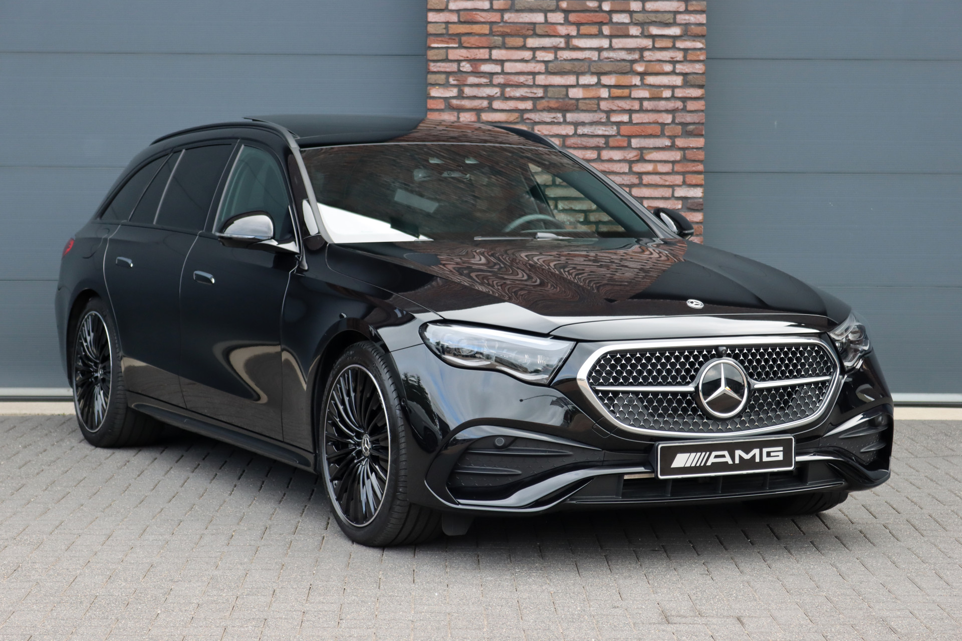 Foto van Mercedes-Benz E-klasse Estate