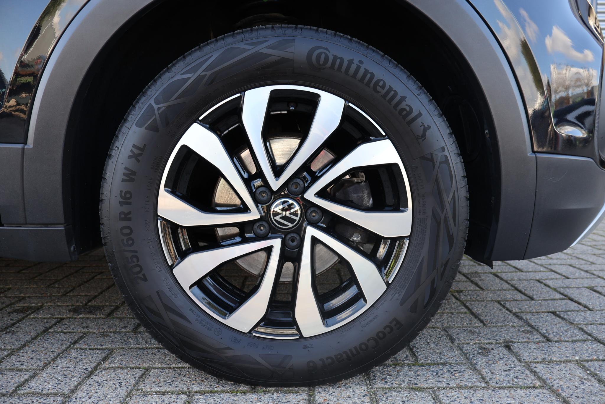 Foto van Volkswagen T-cross
