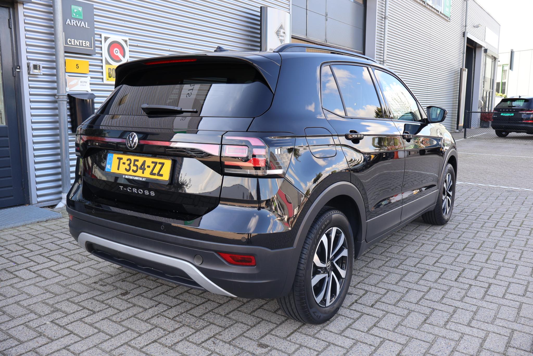 Foto van Volkswagen T-cross