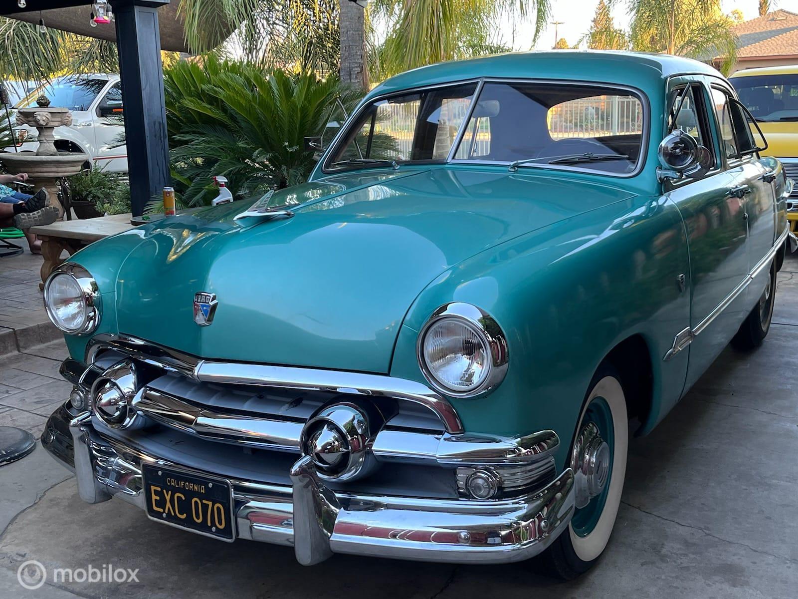 Ford Usa Custom Sedan 1951 - voorkant