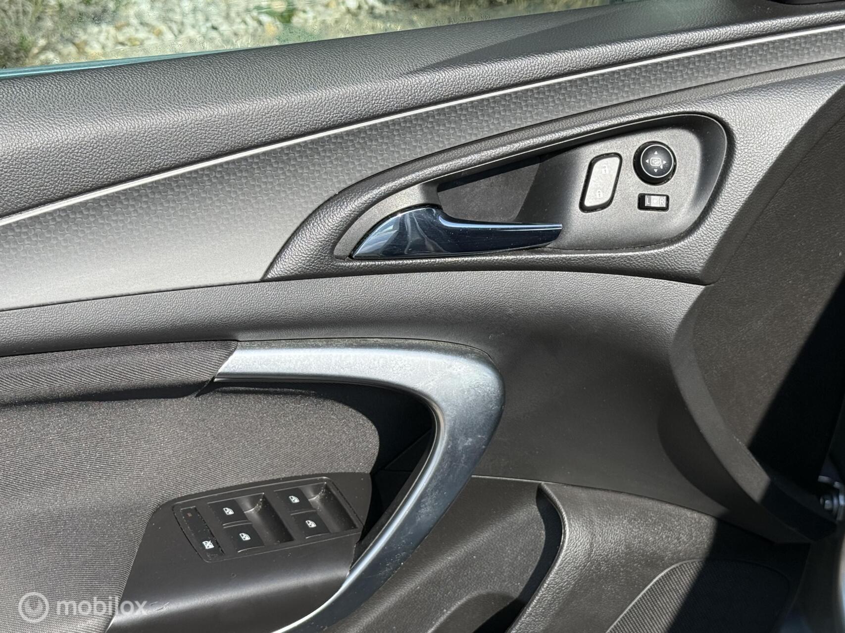 Foto van Opel Insignia Limousine HB