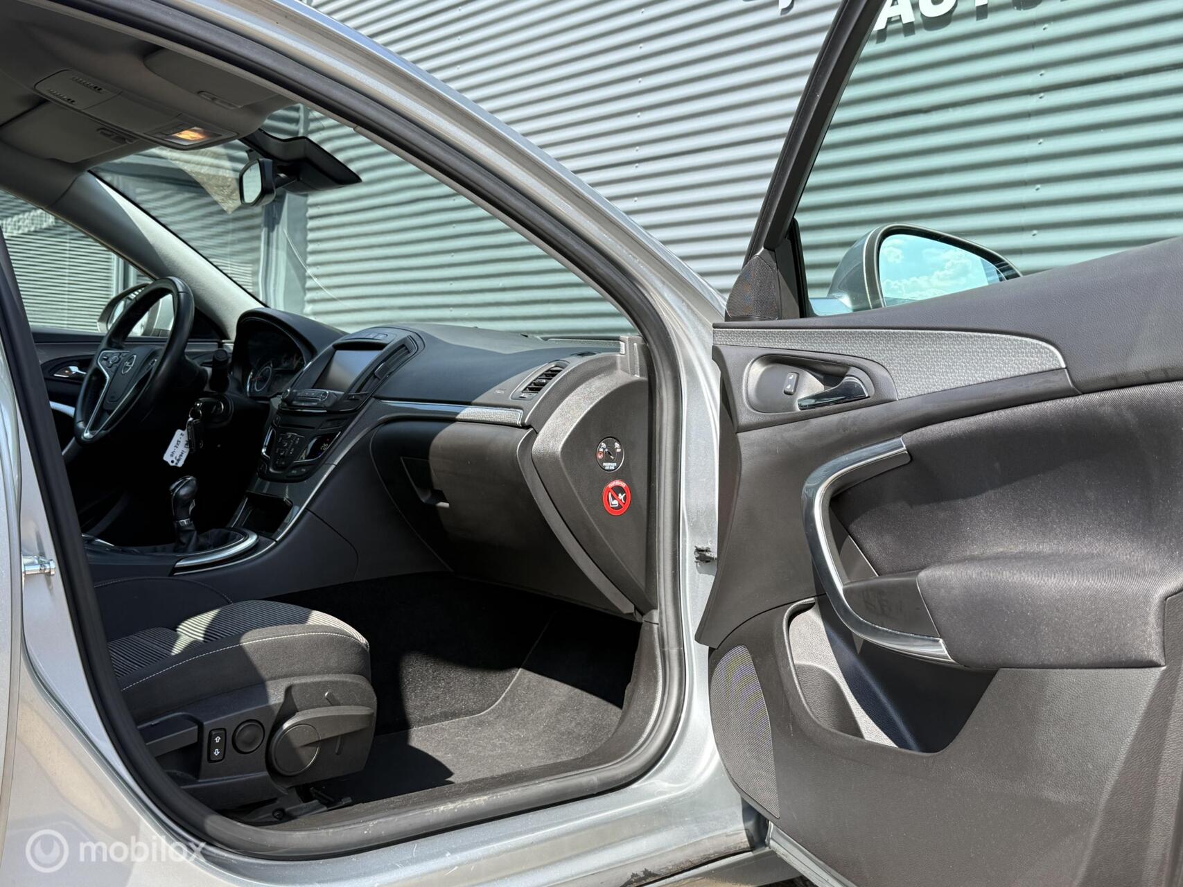 Foto van Opel Insignia Limousine HB