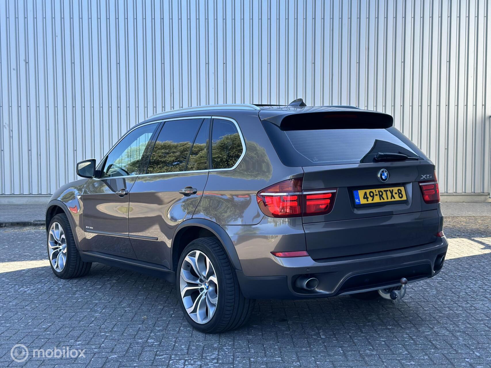 Foto van BMW X5 Xdrive40d
