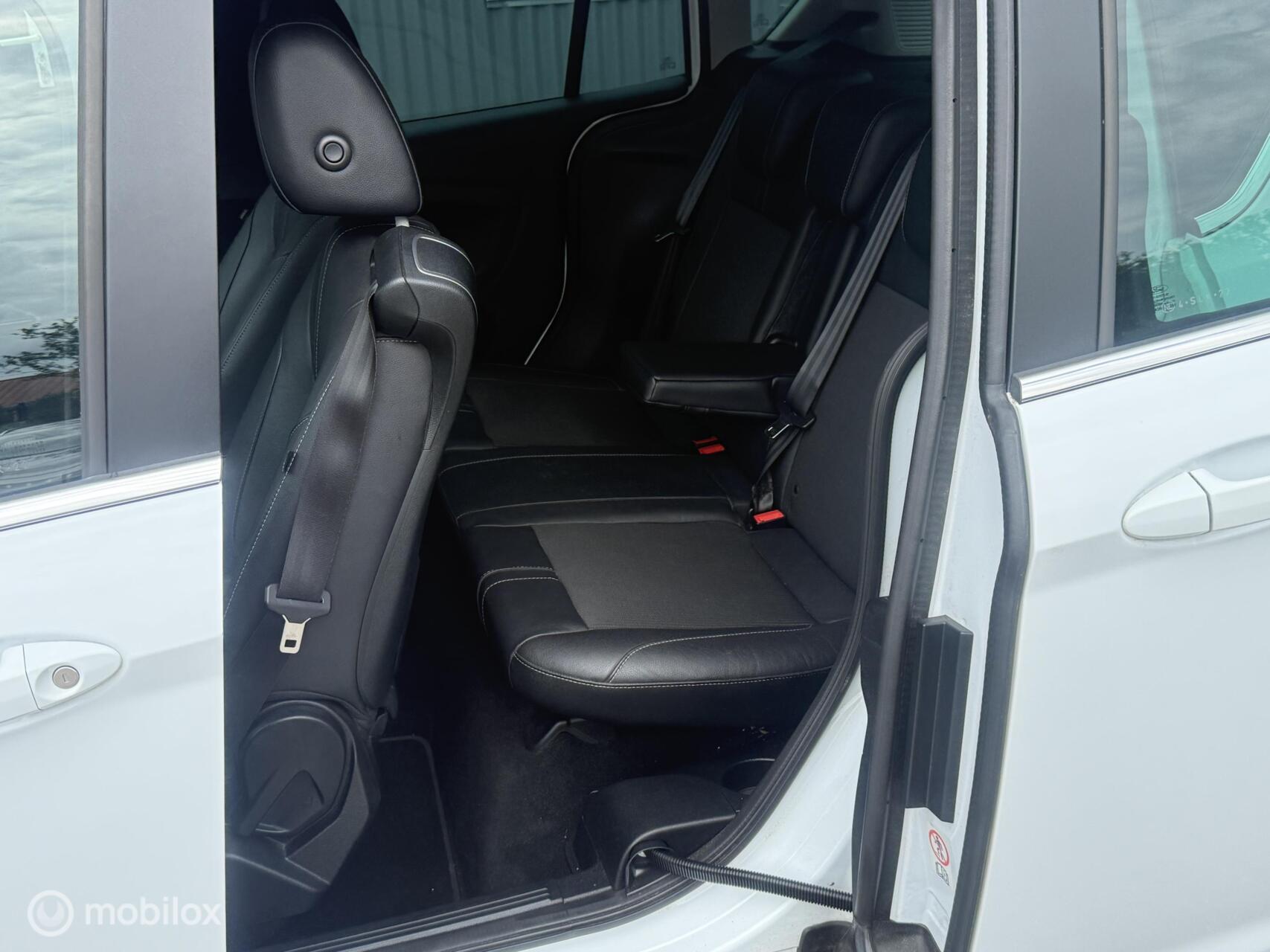 Foto van Ford B-max
