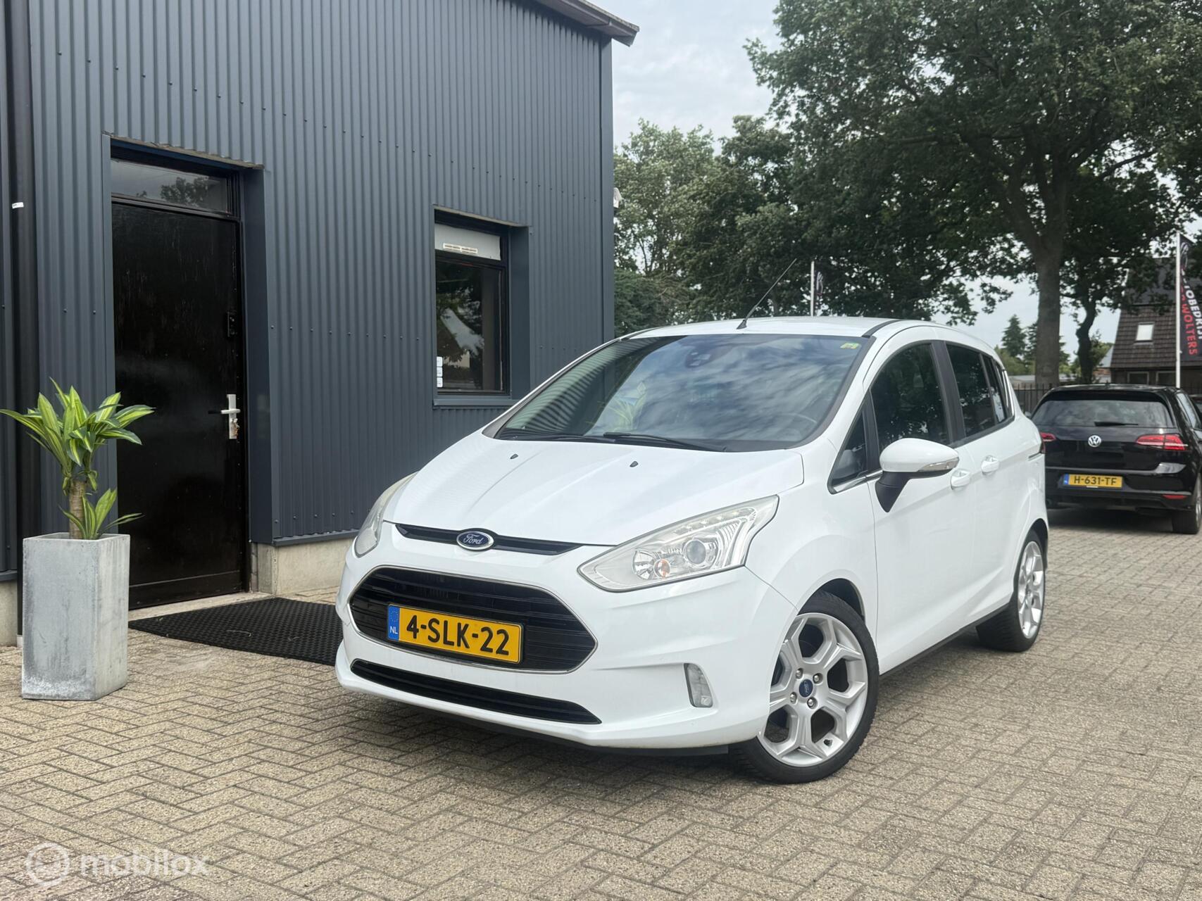 Foto van Ford B-max