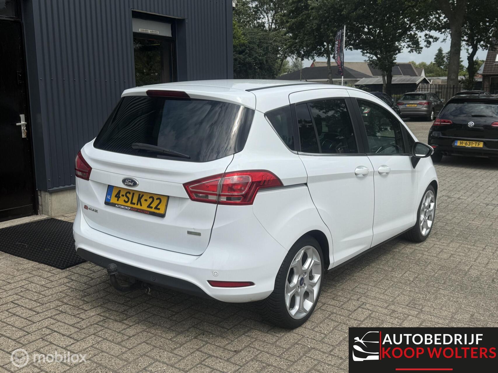 Foto van Ford B-max