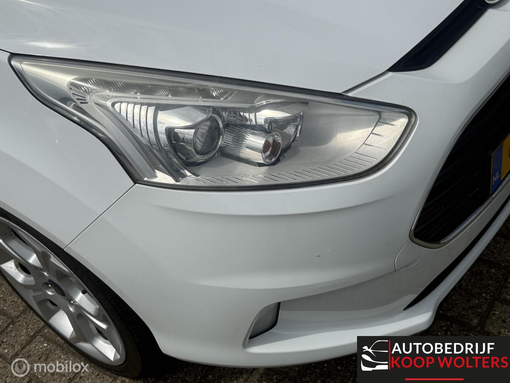 Foto van Ford B-max