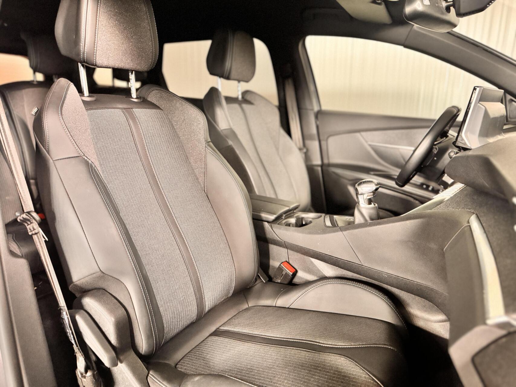 Foto van Peugeot 5008