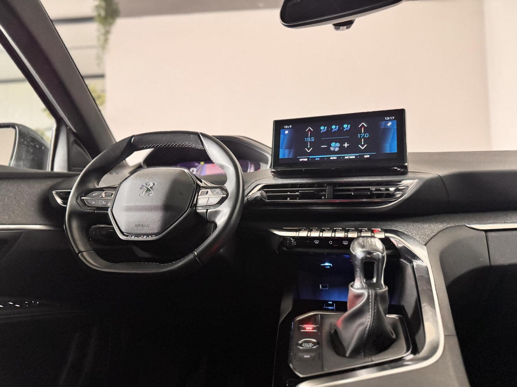 Foto van Peugeot 5008