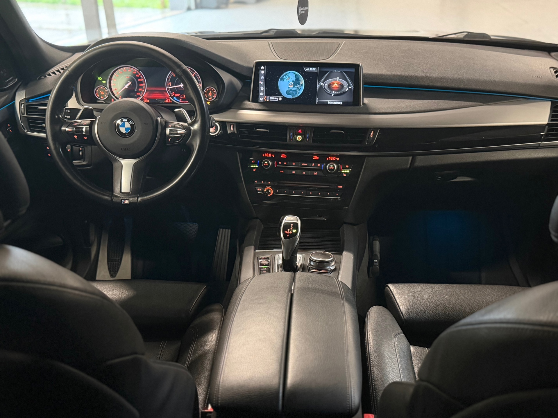 Foto van BMW X5 Xdrive30d
