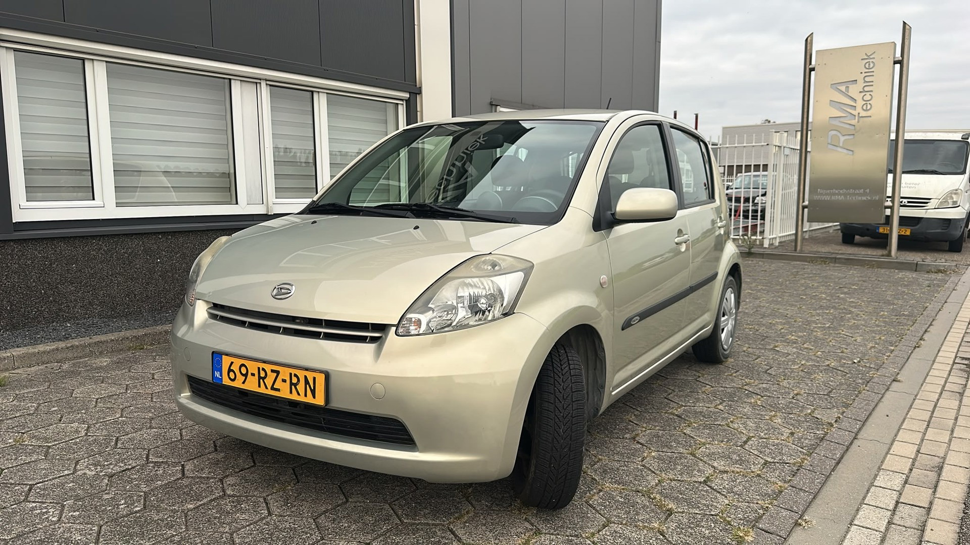 Opel Antara 2.4-16V Enjoy 4x4-1500kg trekgewicht 2005 - voorkant