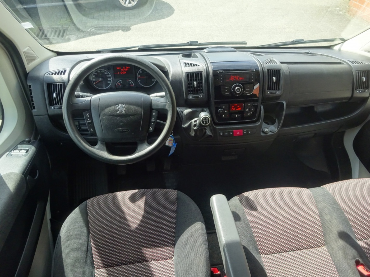 Foto van Peugeot Peugeot Boxer
