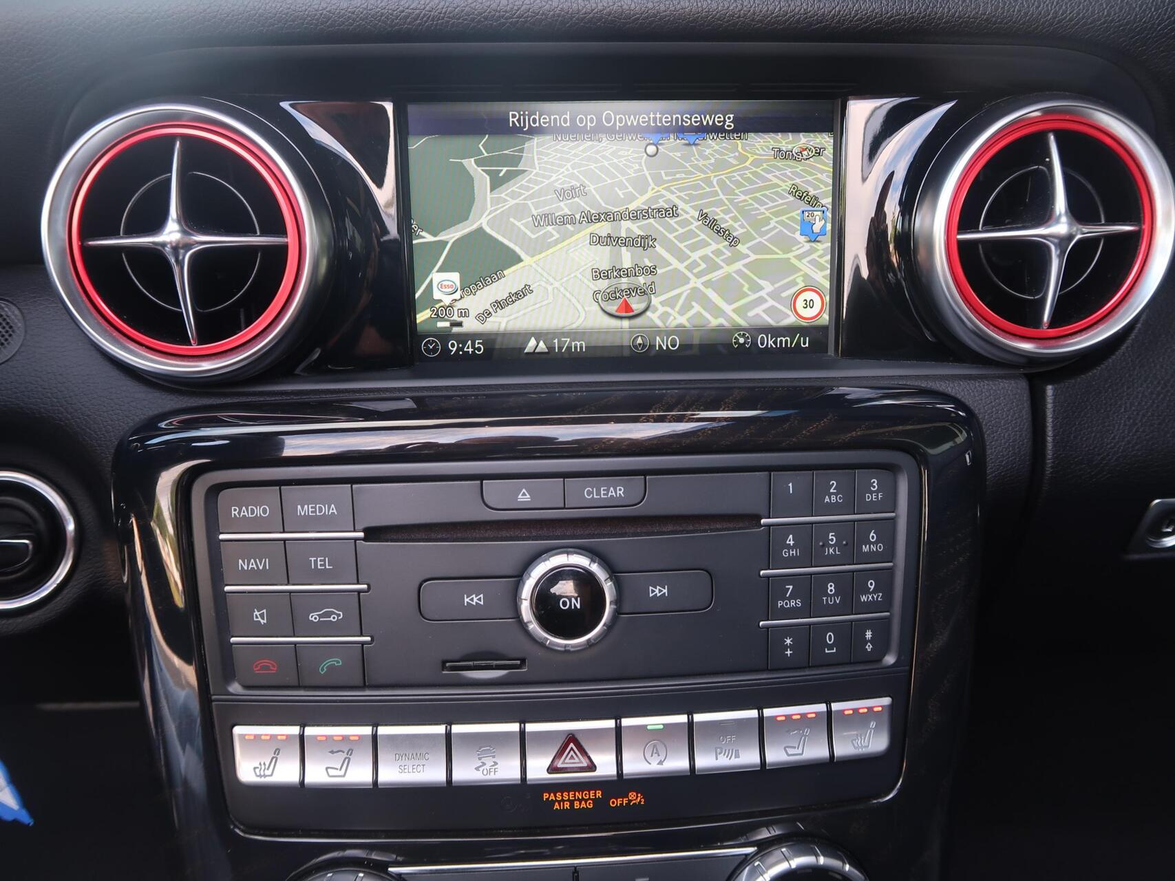 Foto van Mercedes-Benz SLC 200