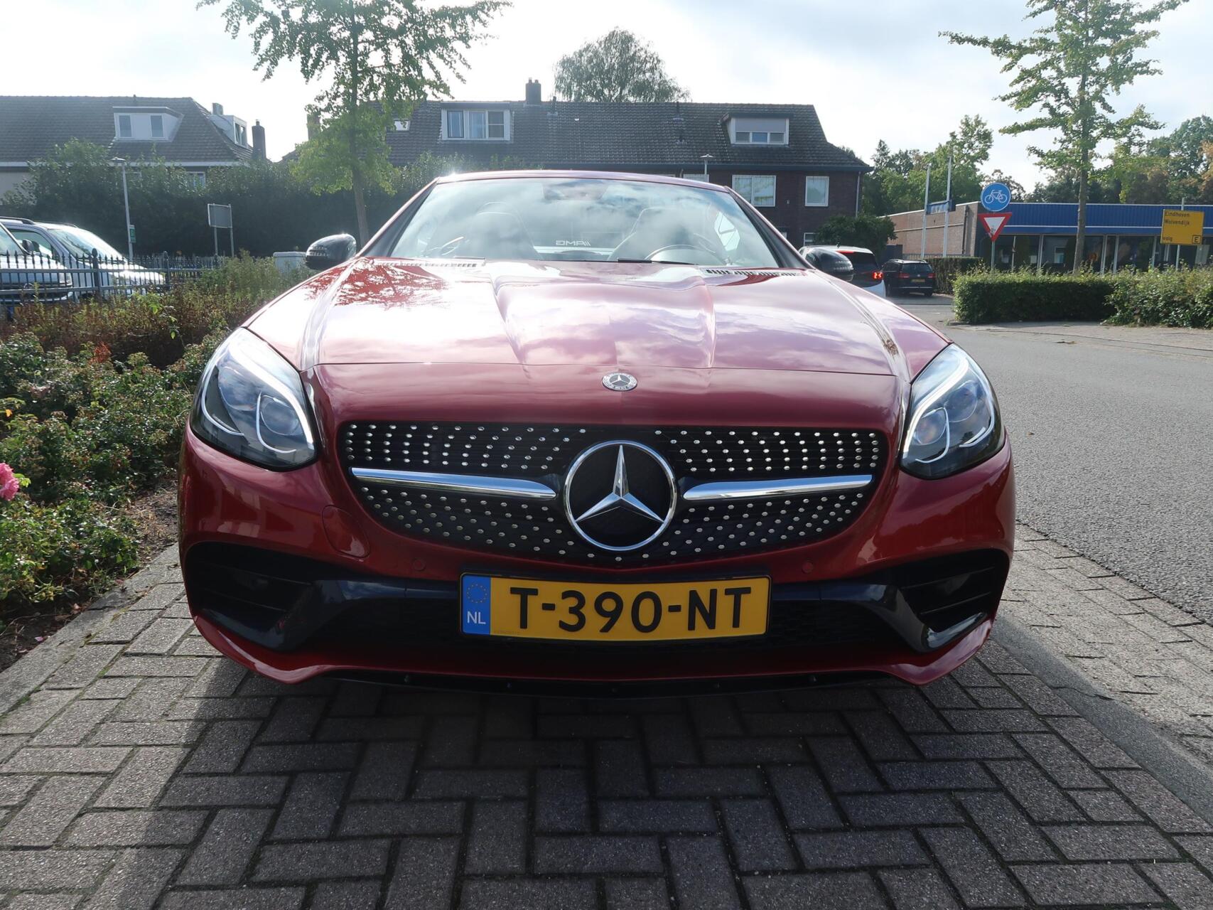 Foto van Mercedes-Benz SLC 200