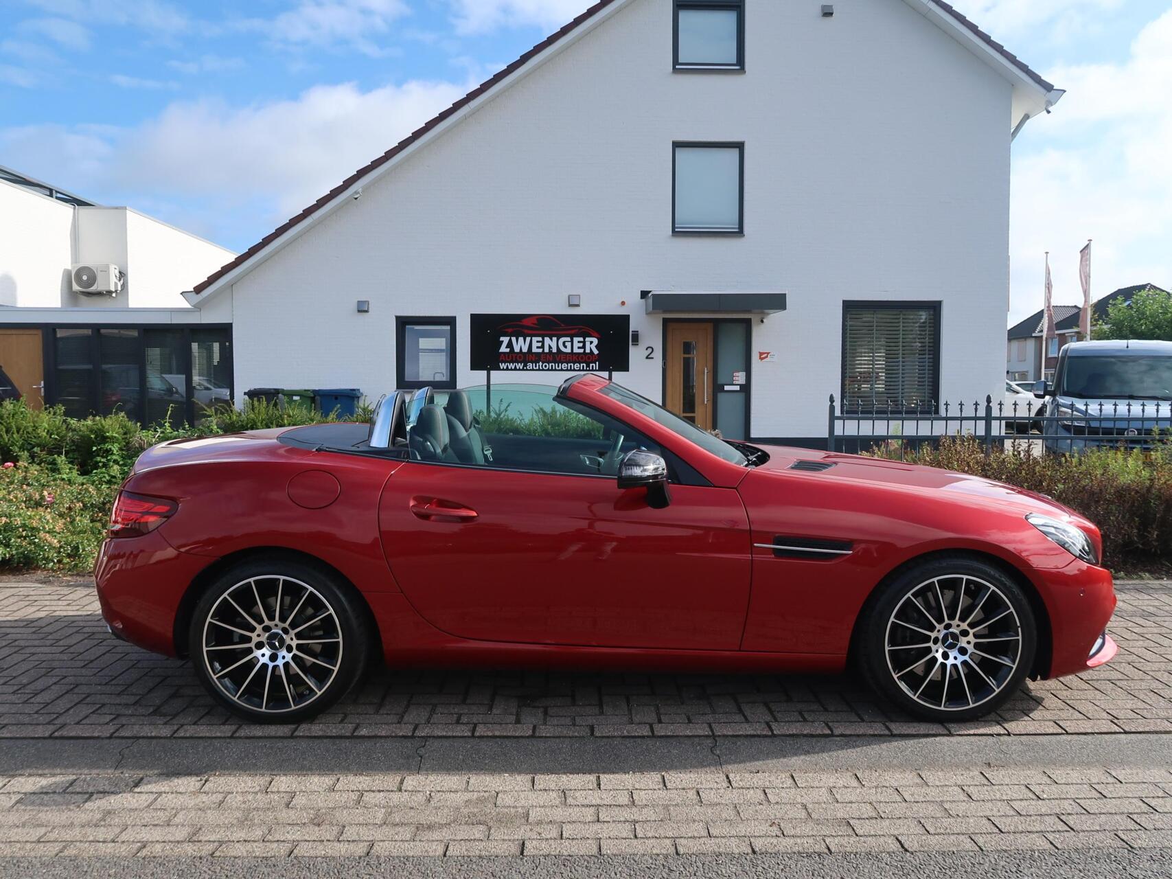 Foto van Mercedes-Benz SLC 200