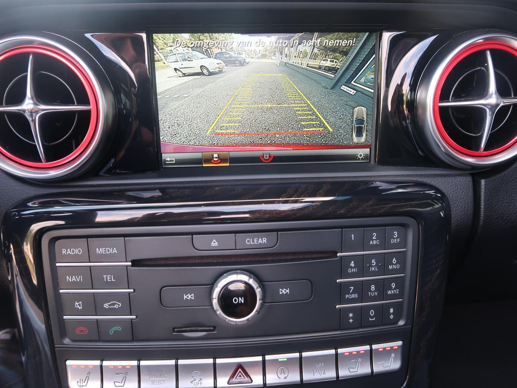 Foto van Mercedes-Benz SLC 200