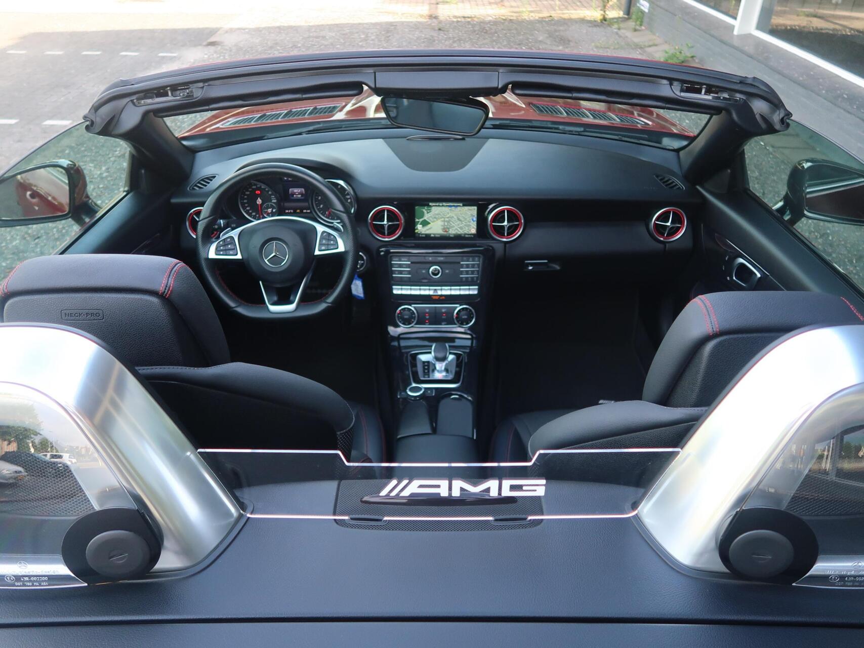 Foto van Mercedes-Benz SLC 200