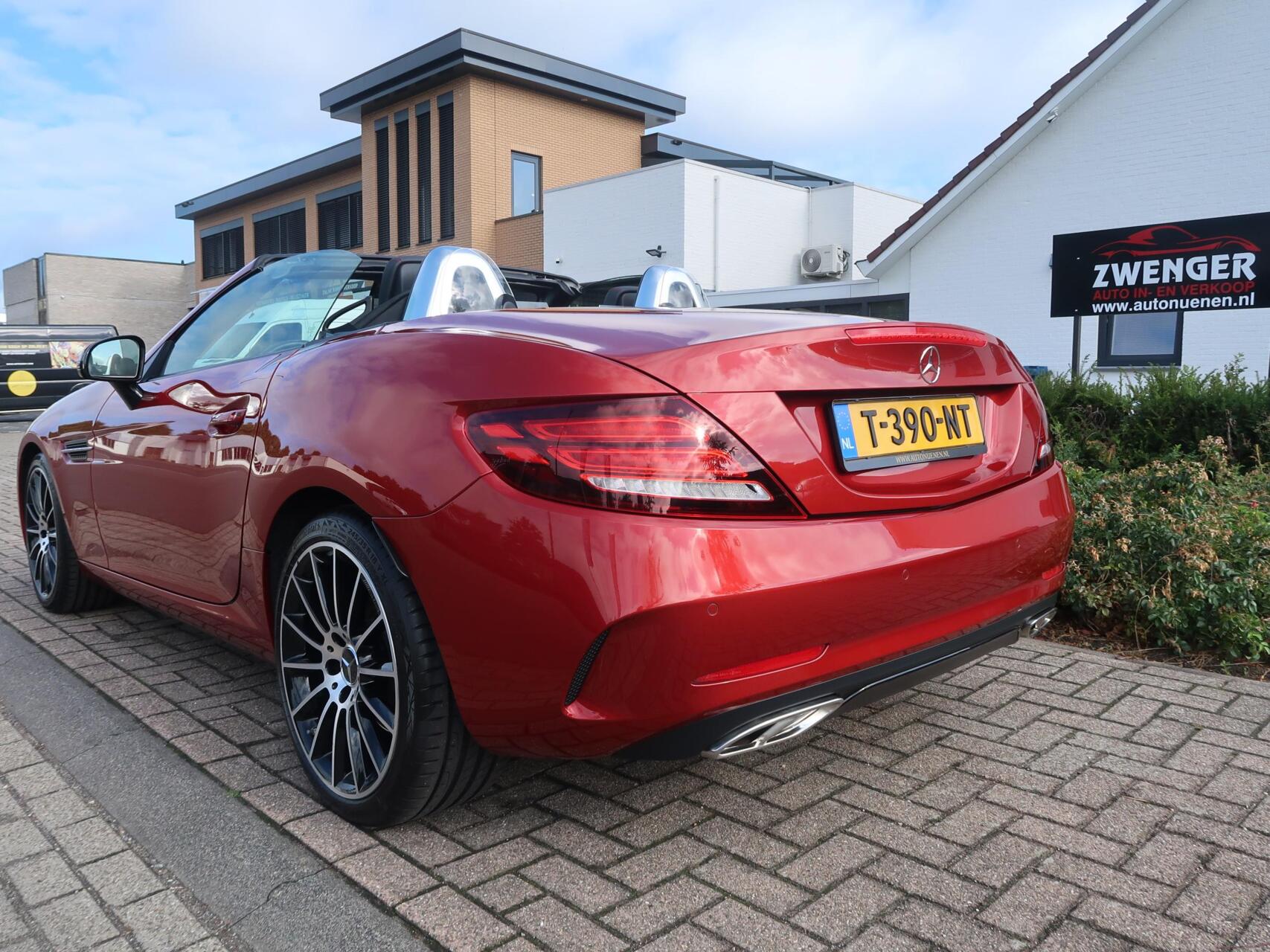 Foto van Mercedes-Benz SLC 200