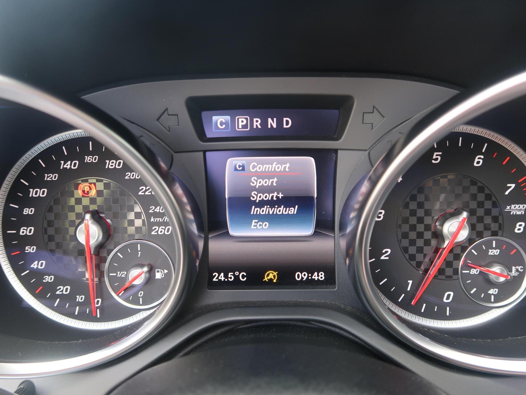 Foto van Mercedes-Benz SLC 200