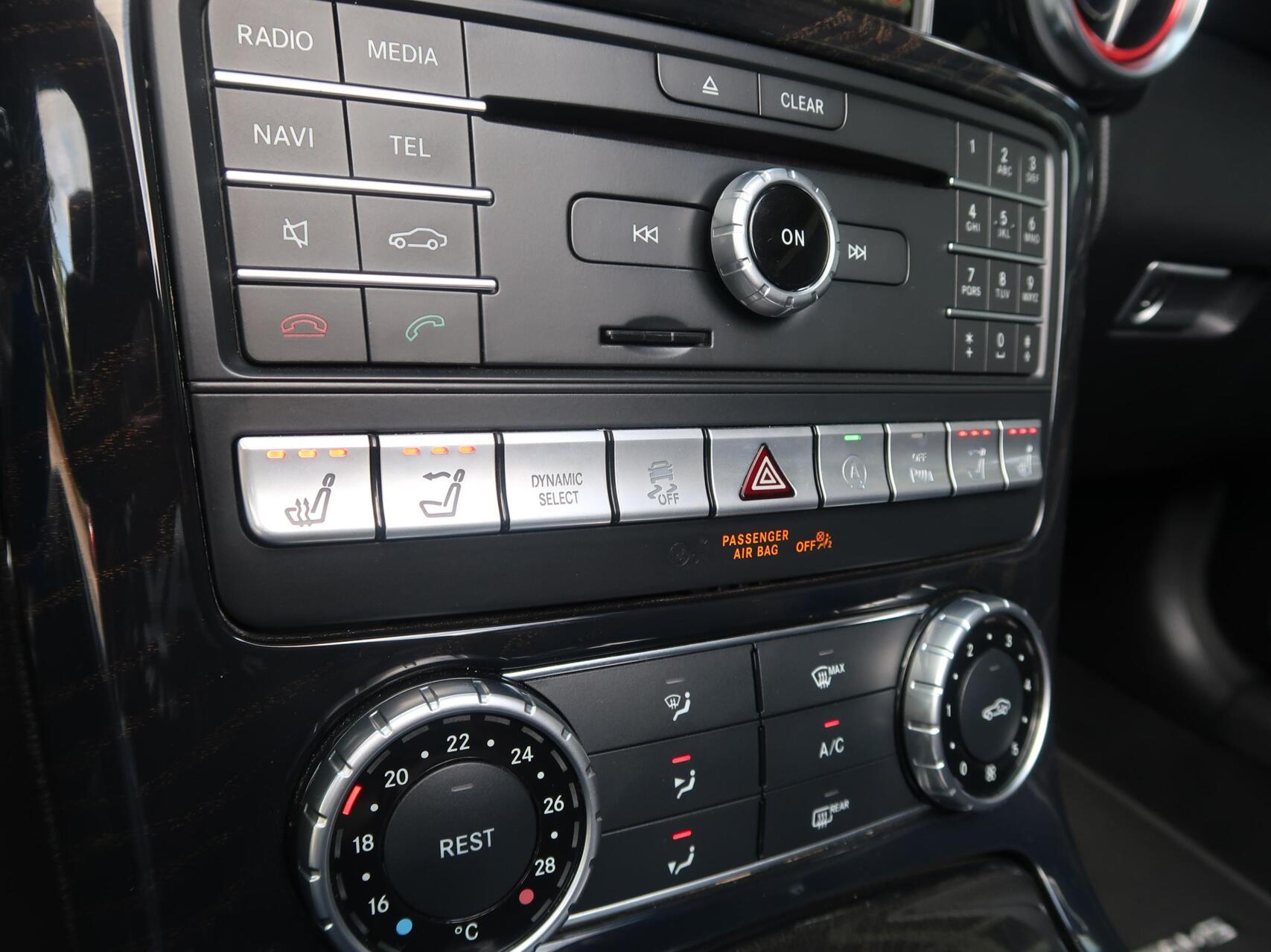 Foto van Mercedes-Benz SLC 200