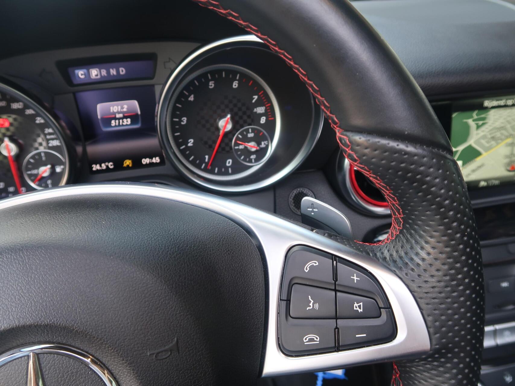 Foto van Mercedes-Benz SLC 200