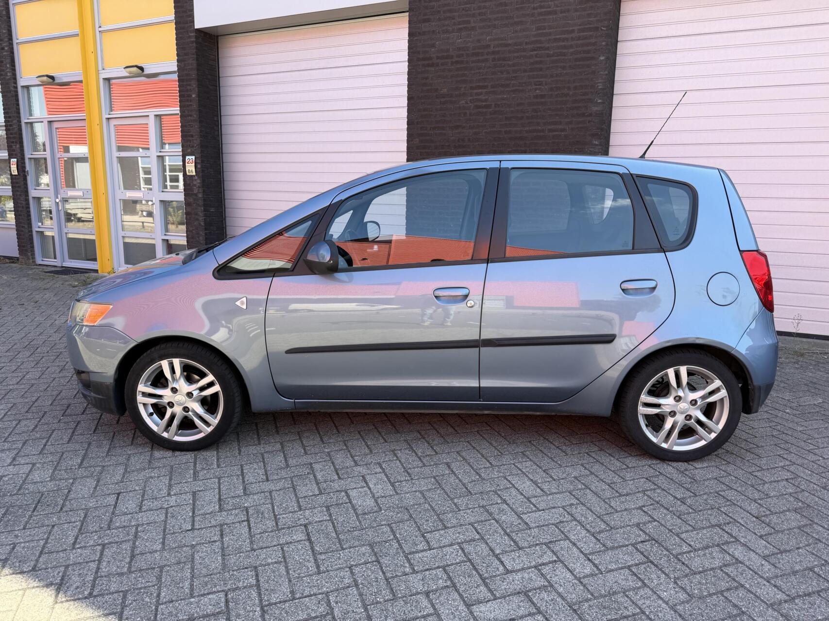 Foto van Mitsubishi Mitsubishi Colt