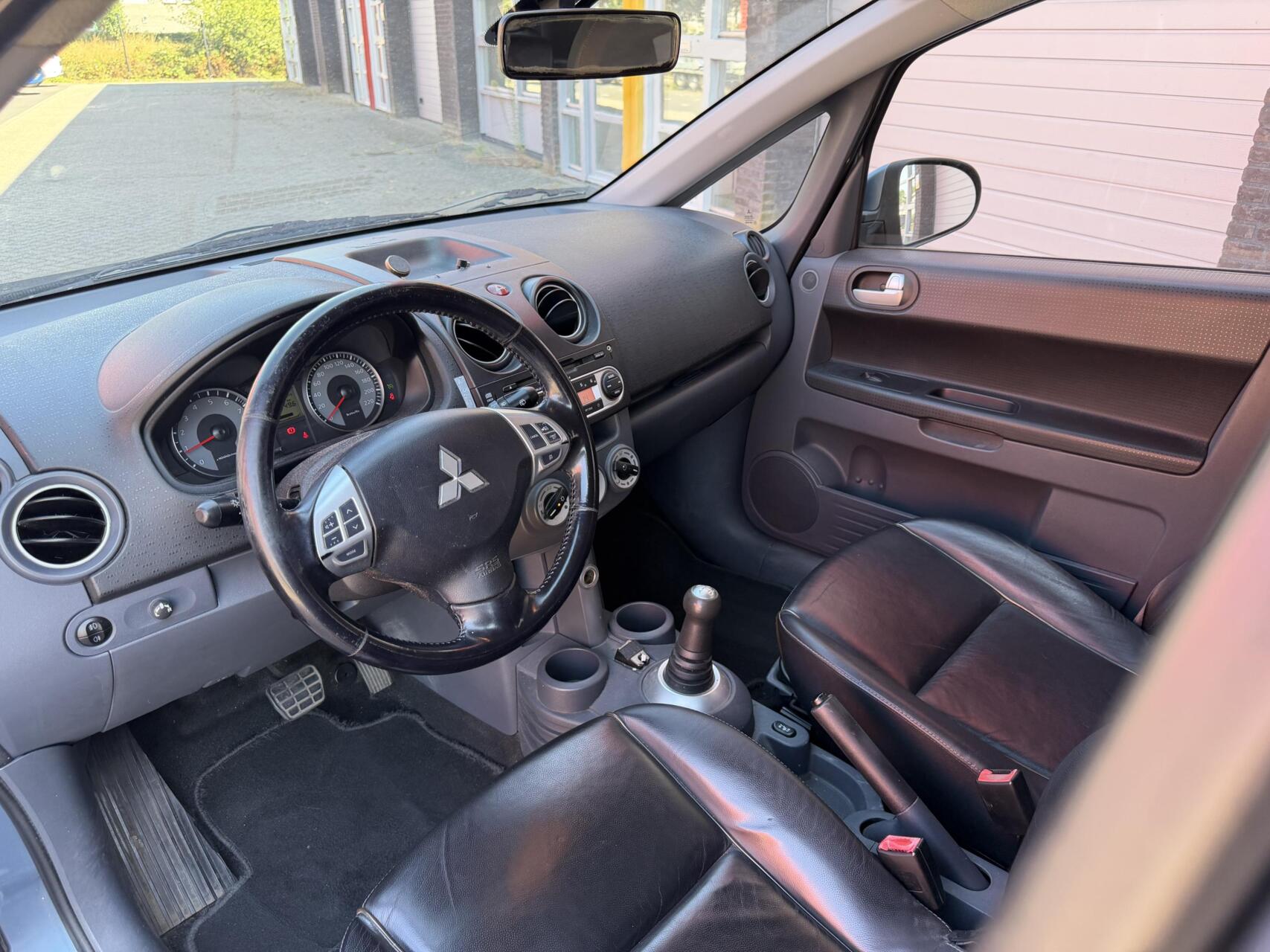 Foto van Mitsubishi Mitsubishi Colt