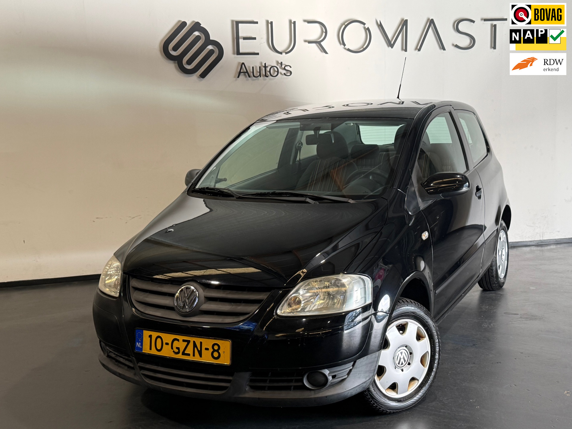 Volkswagen Fox 1.2 Trendline Nieuwe Apk 2008 - voorkant