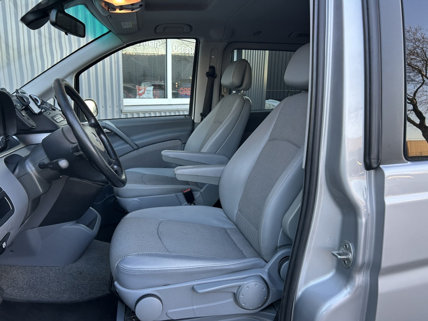 Foto van Mercedes-Benz Viano
