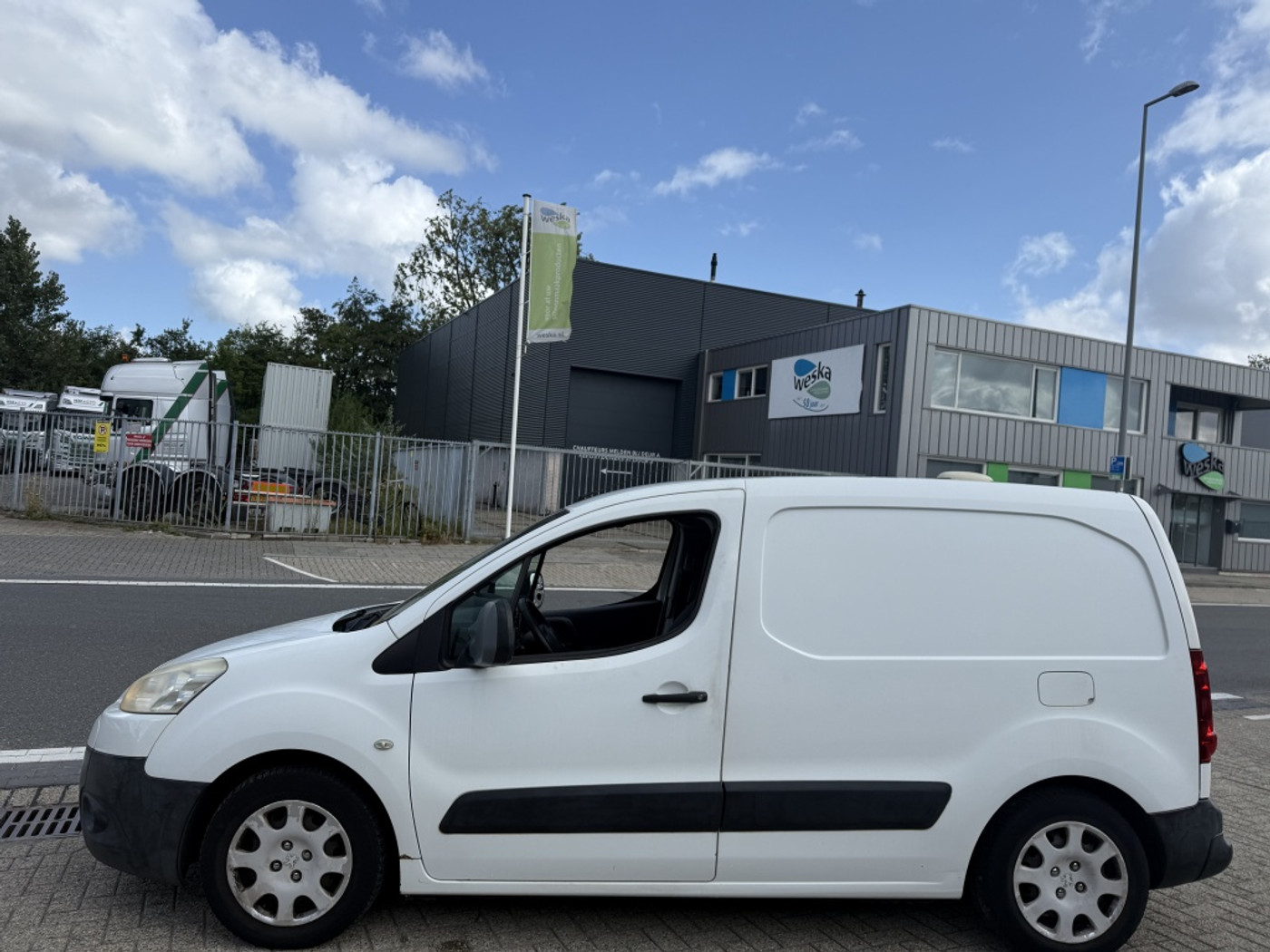 Foto van Peugeot Partner