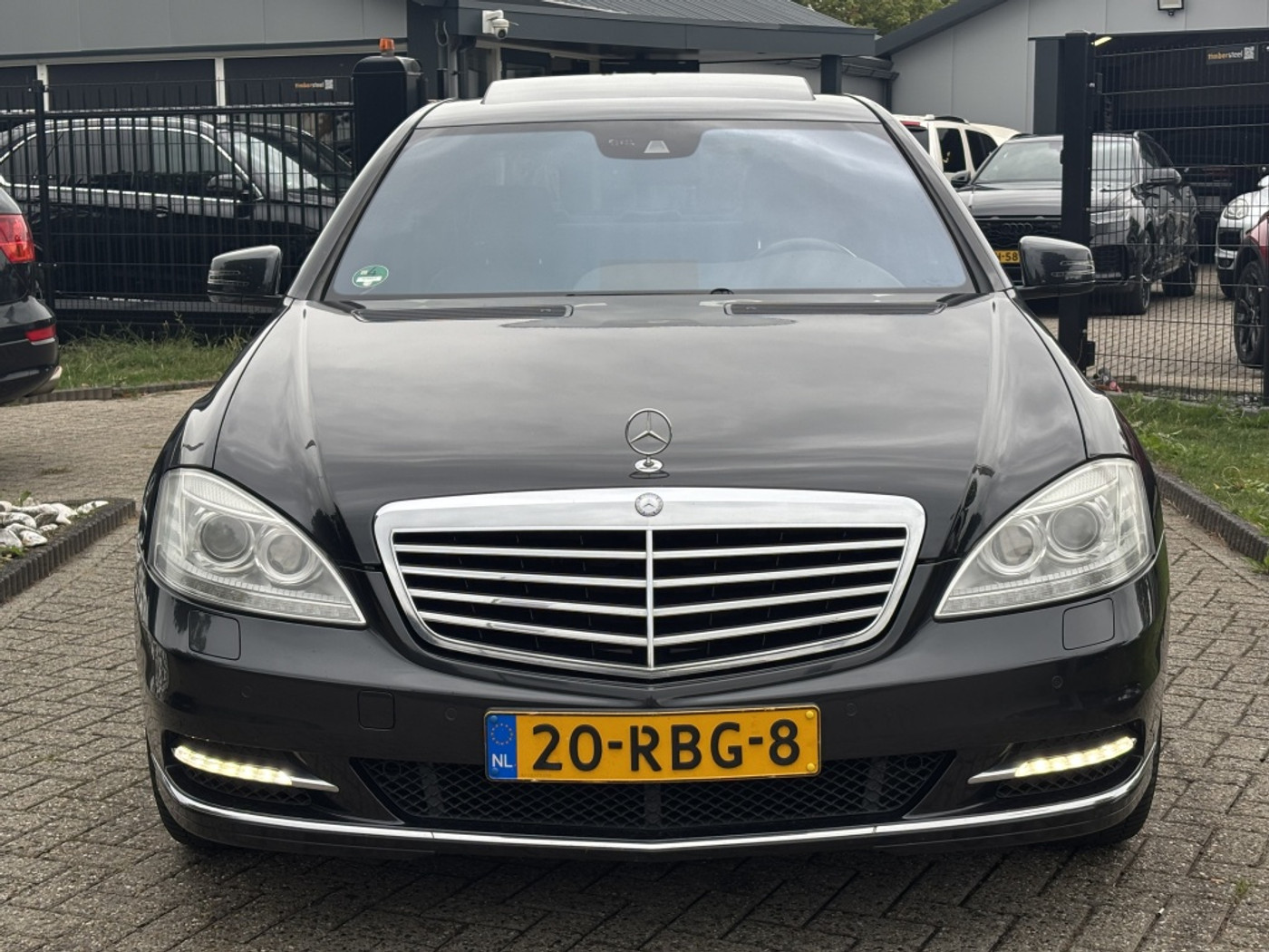Foto van Mercedes-Benz S 500 4Matic