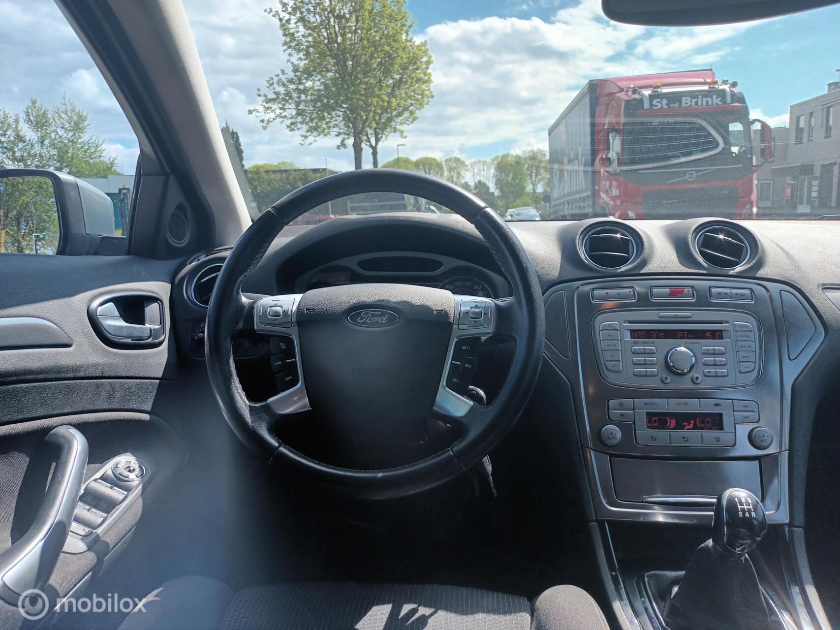 Foto van Ford Mondeo