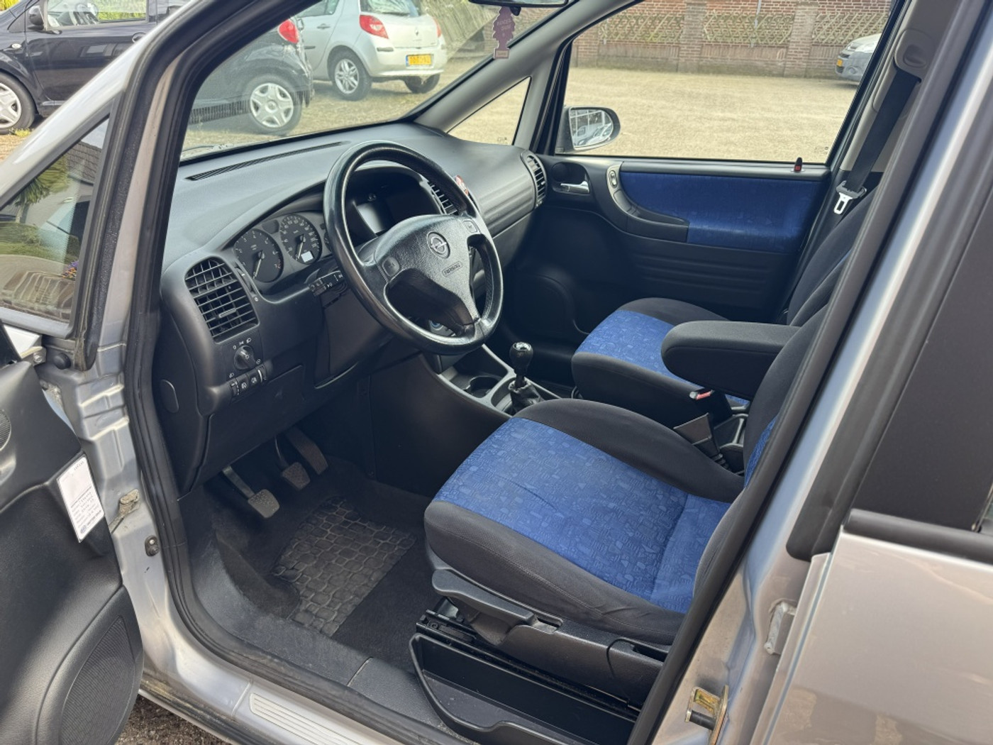 Foto van Opel Zafira-a