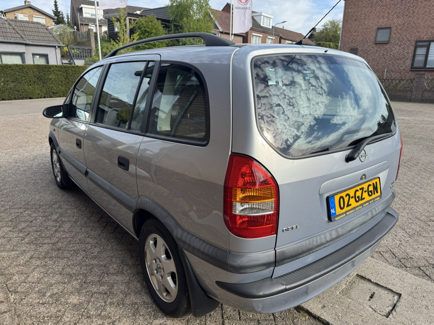 Foto van Opel Zafira-a