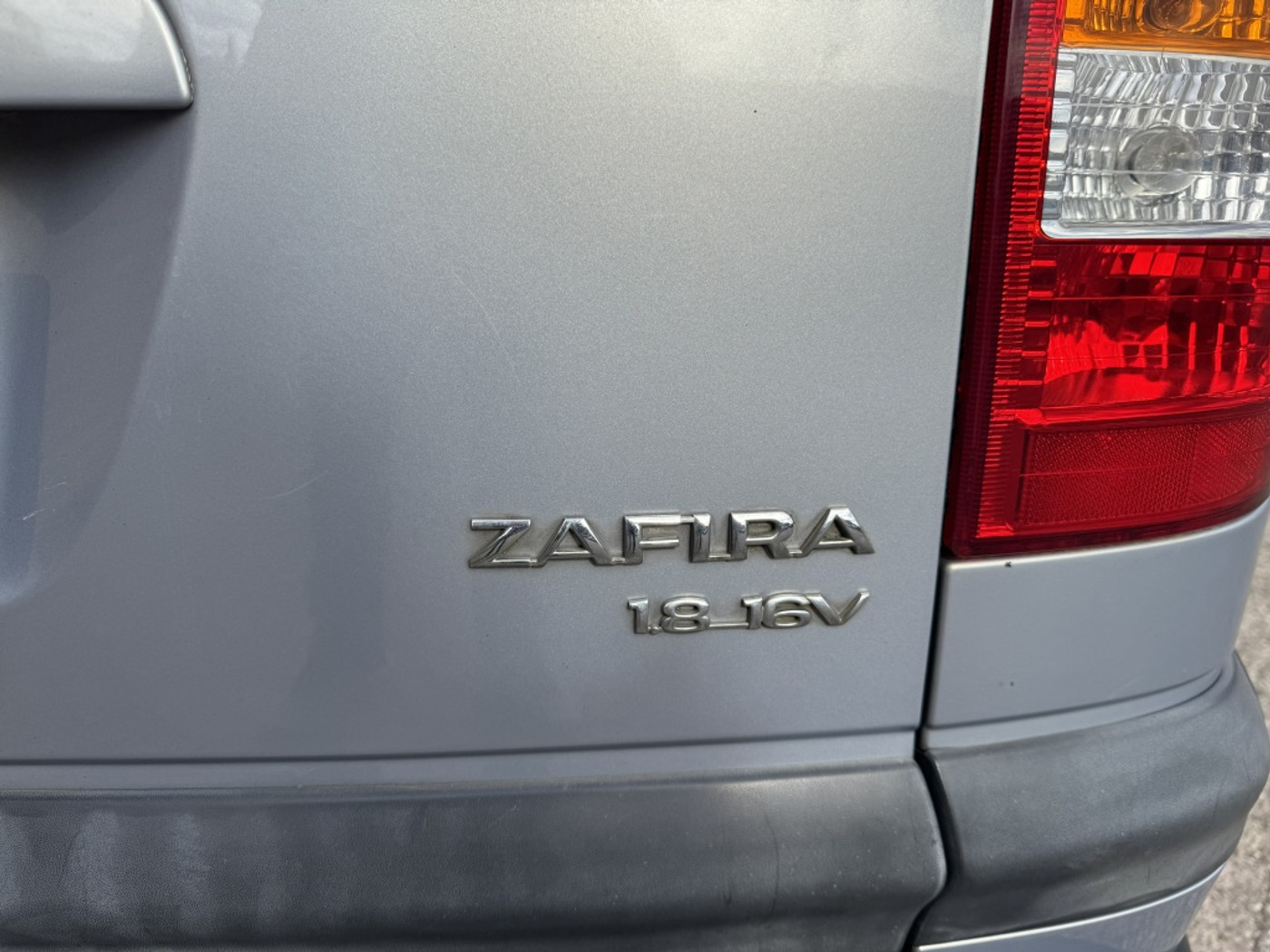 Foto van Opel Zafira-a