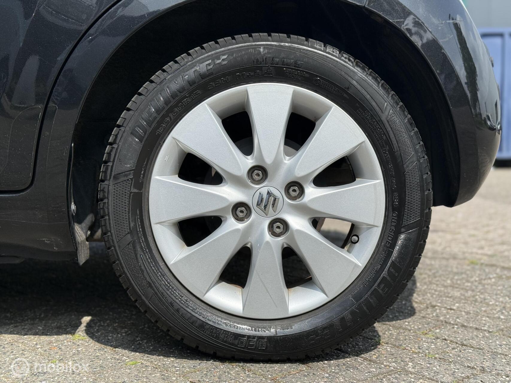 Foto van Suzuki Splash