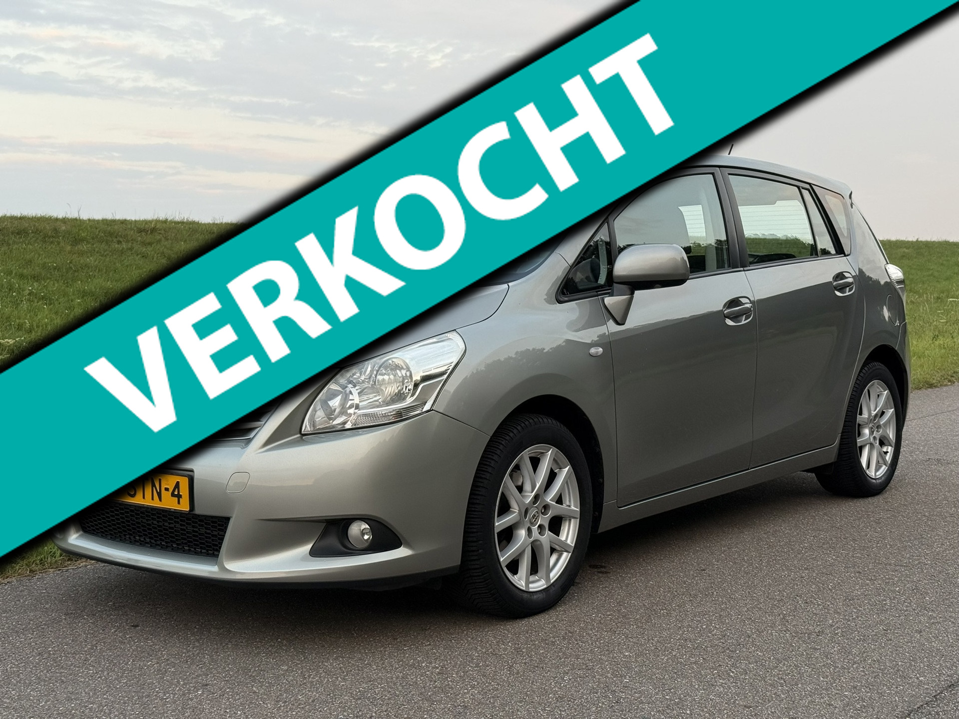 Toyota Toyota Verso 1.8 VVT-i Business | Automaat | Trekhaak | Cruise Control 2011 - voorkant