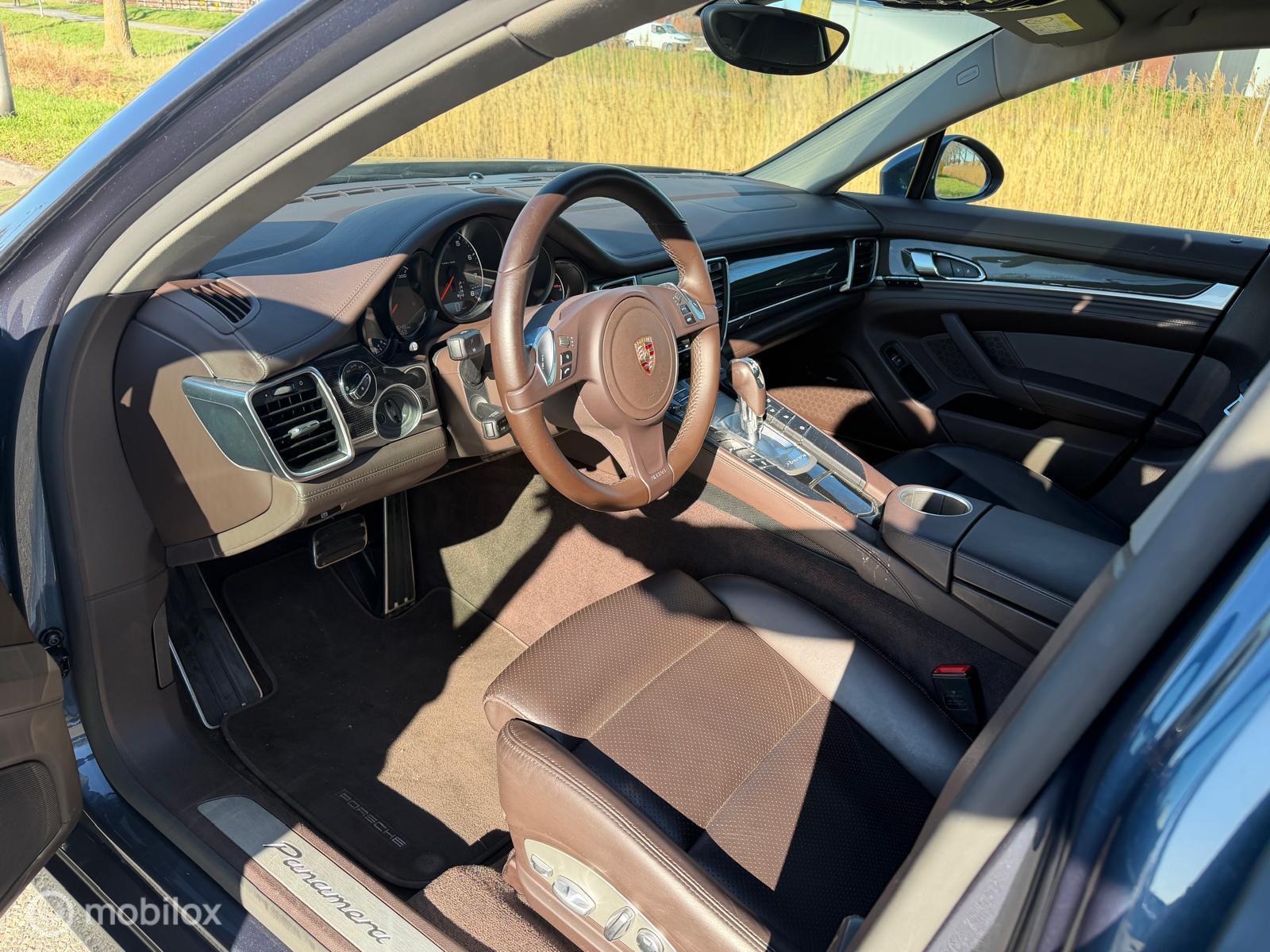 Foto van Porsche Panamera