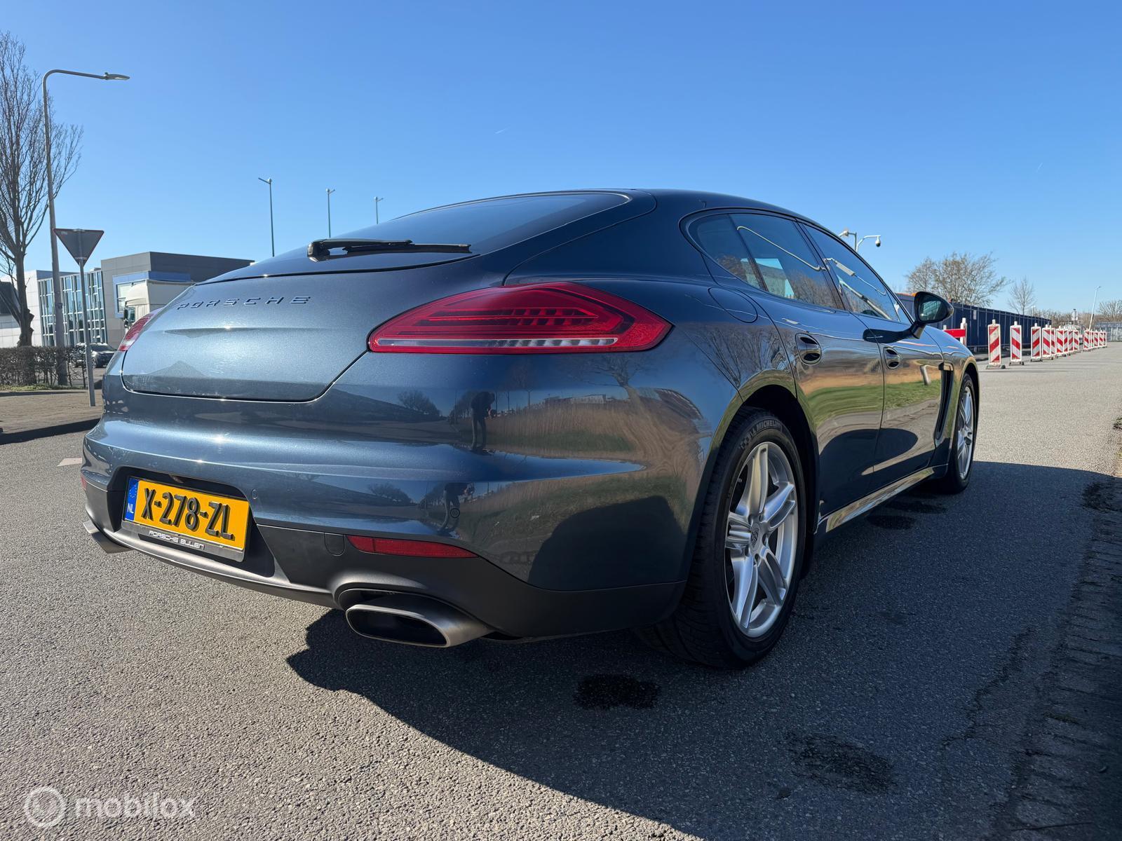 Foto van Porsche Panamera