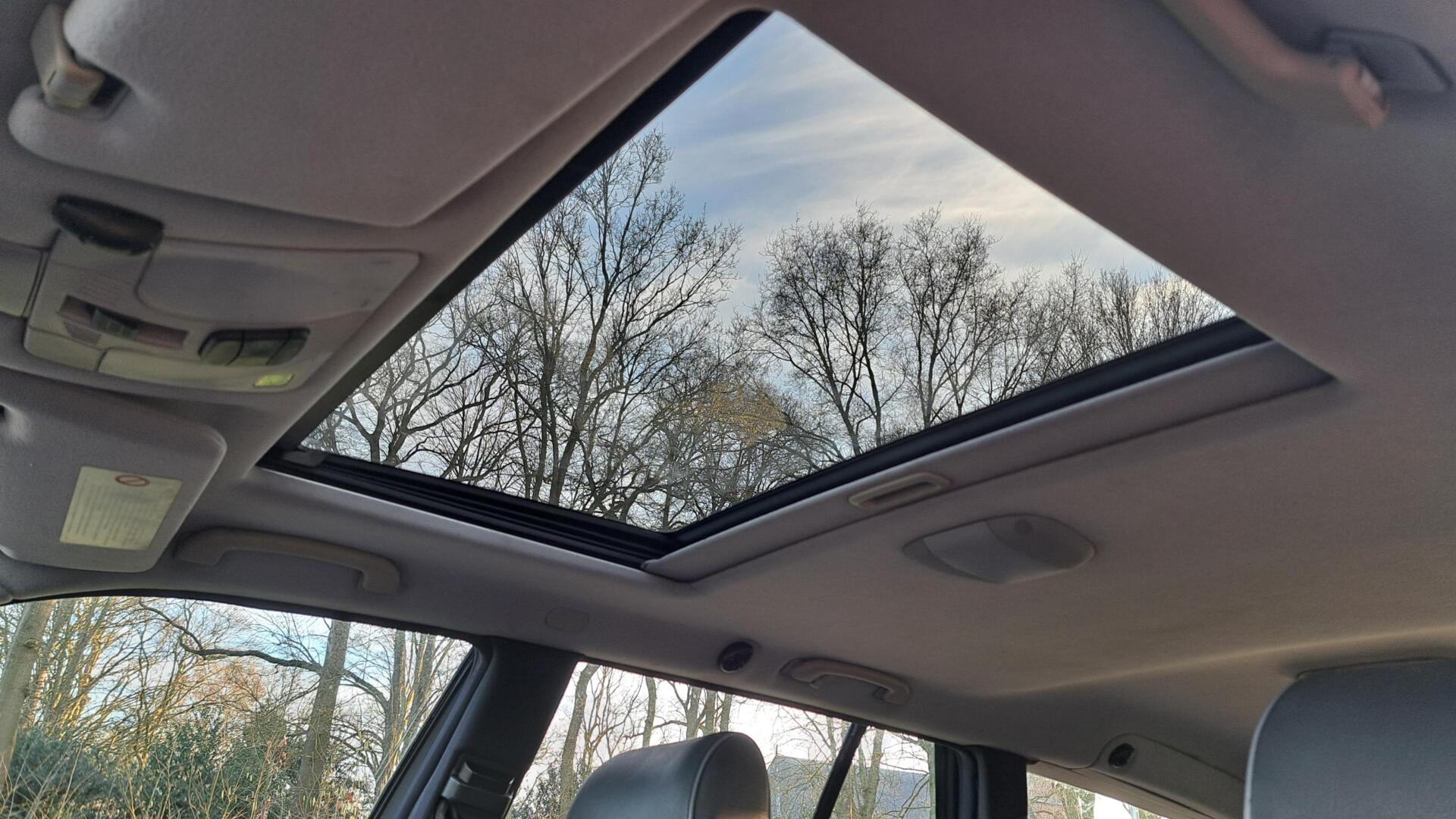 Foto van Mercedes-Benz E 430
