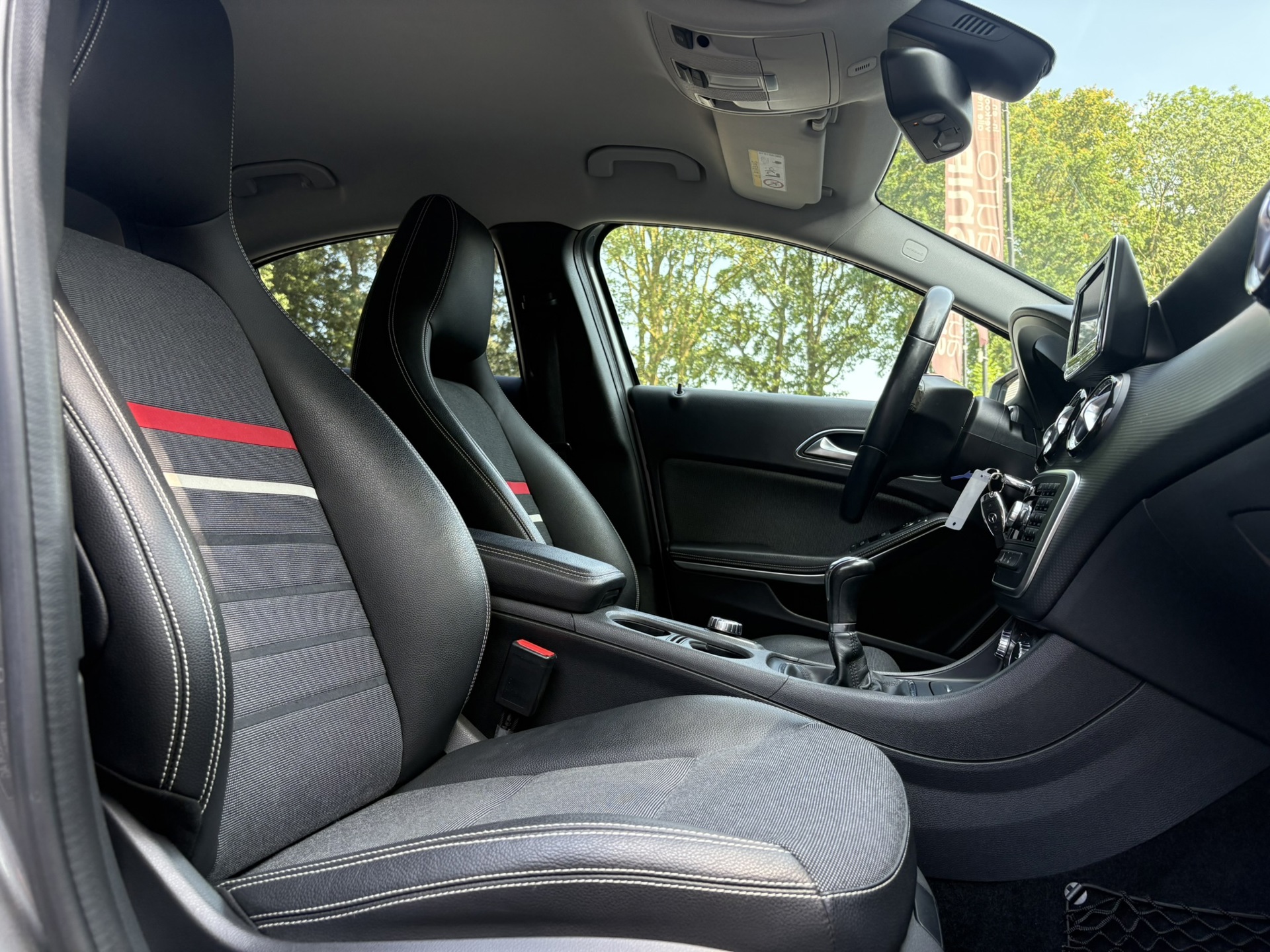 Foto van Mercedes-Benz A 180