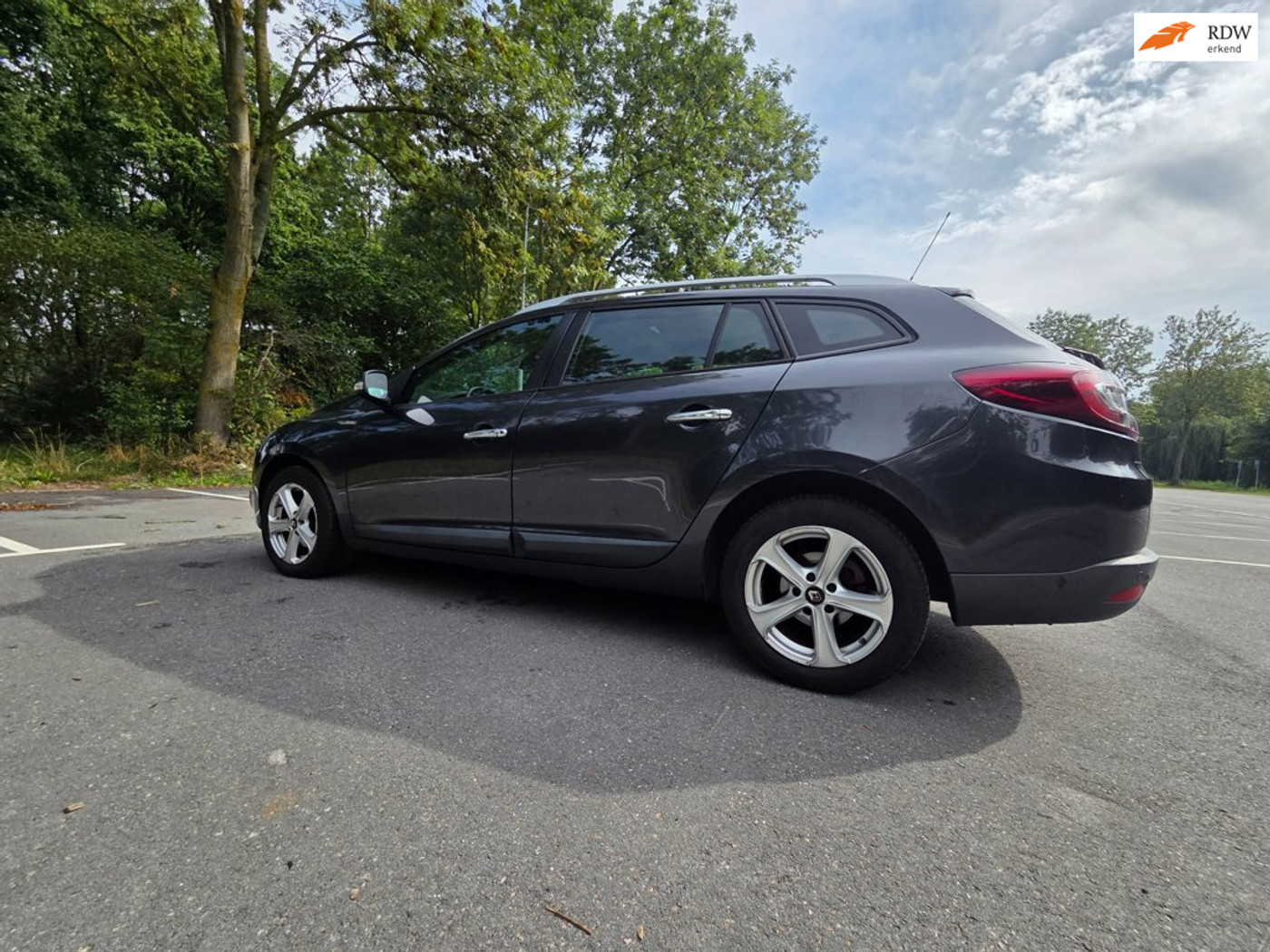 Renault Megane 1.6 Expression 2010 - voorkant